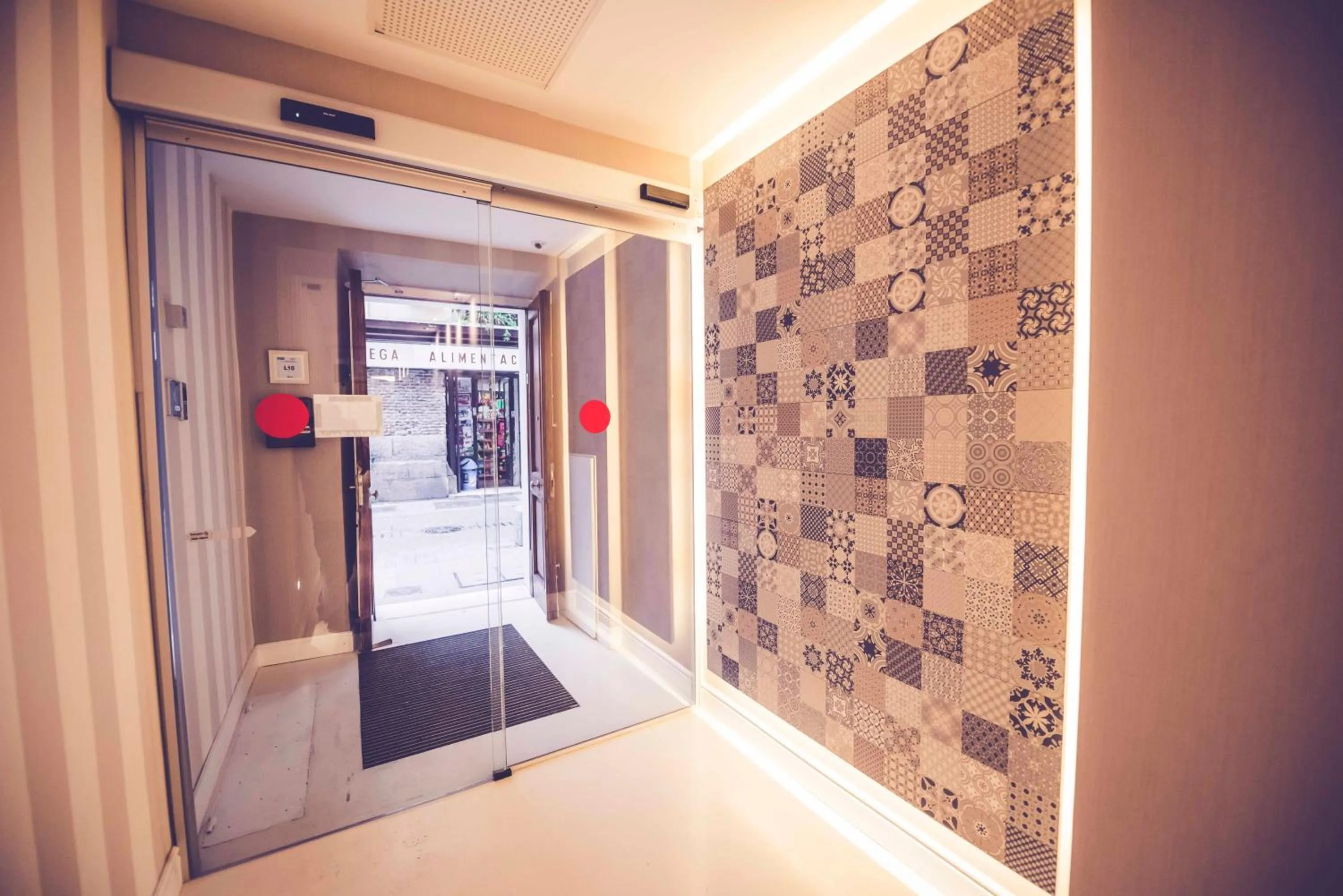 Lobby or reception in Hostal Lisboa