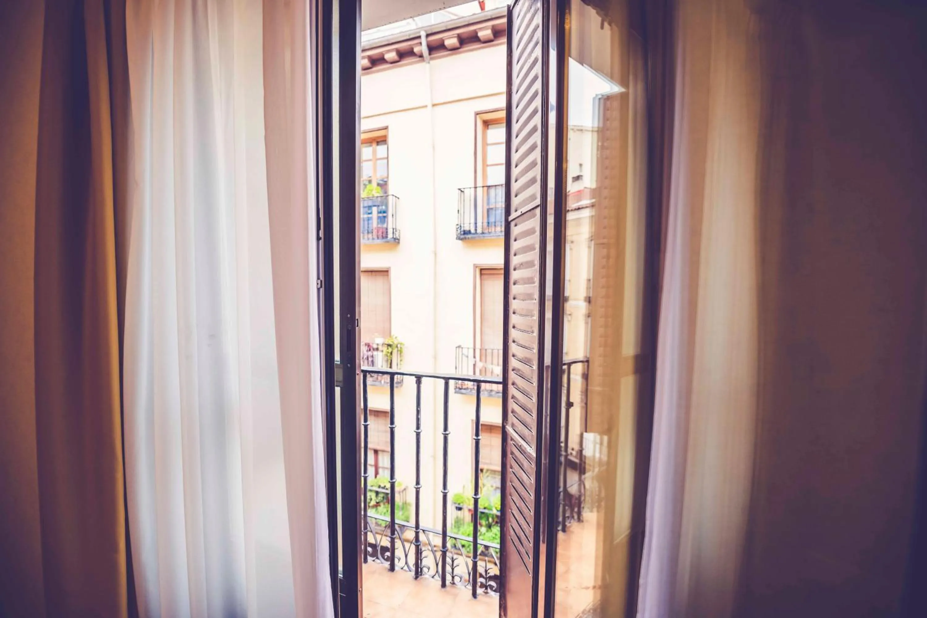 City view in Hostal Lisboa