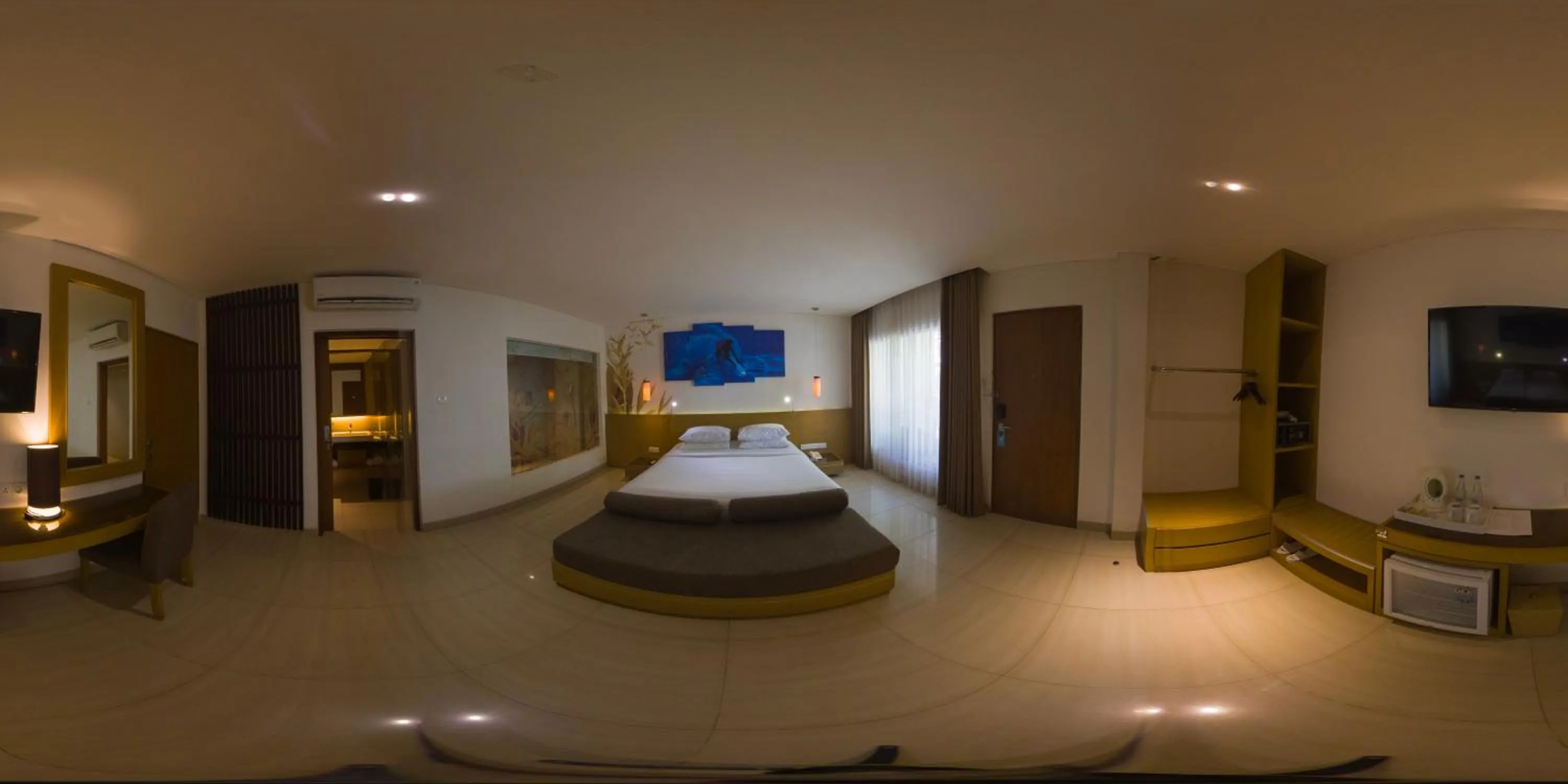 Bedroom, Bed in Kuta Beach Club Hotel