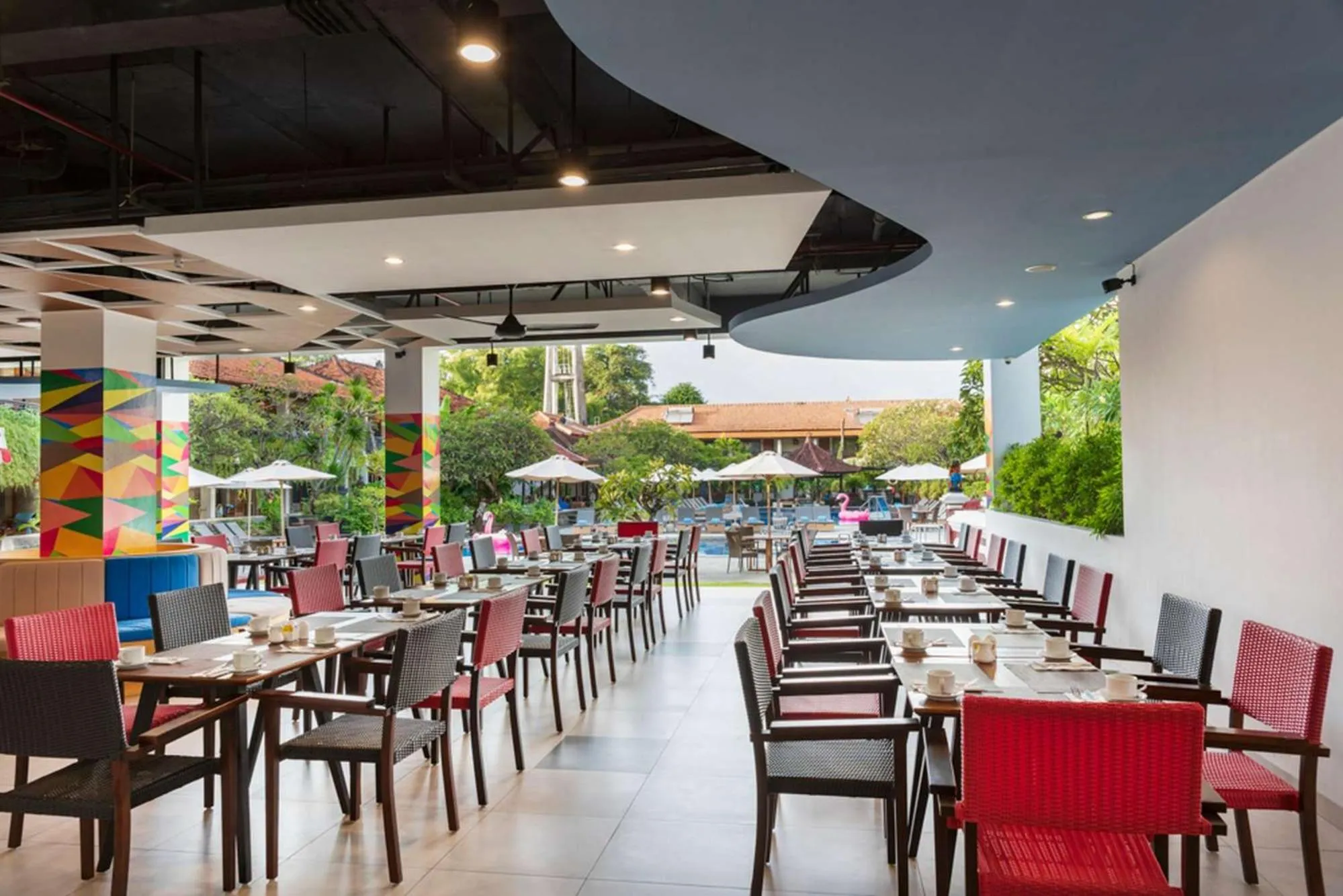 Restaurant/places to eat in Kuta Beach Club Hotel