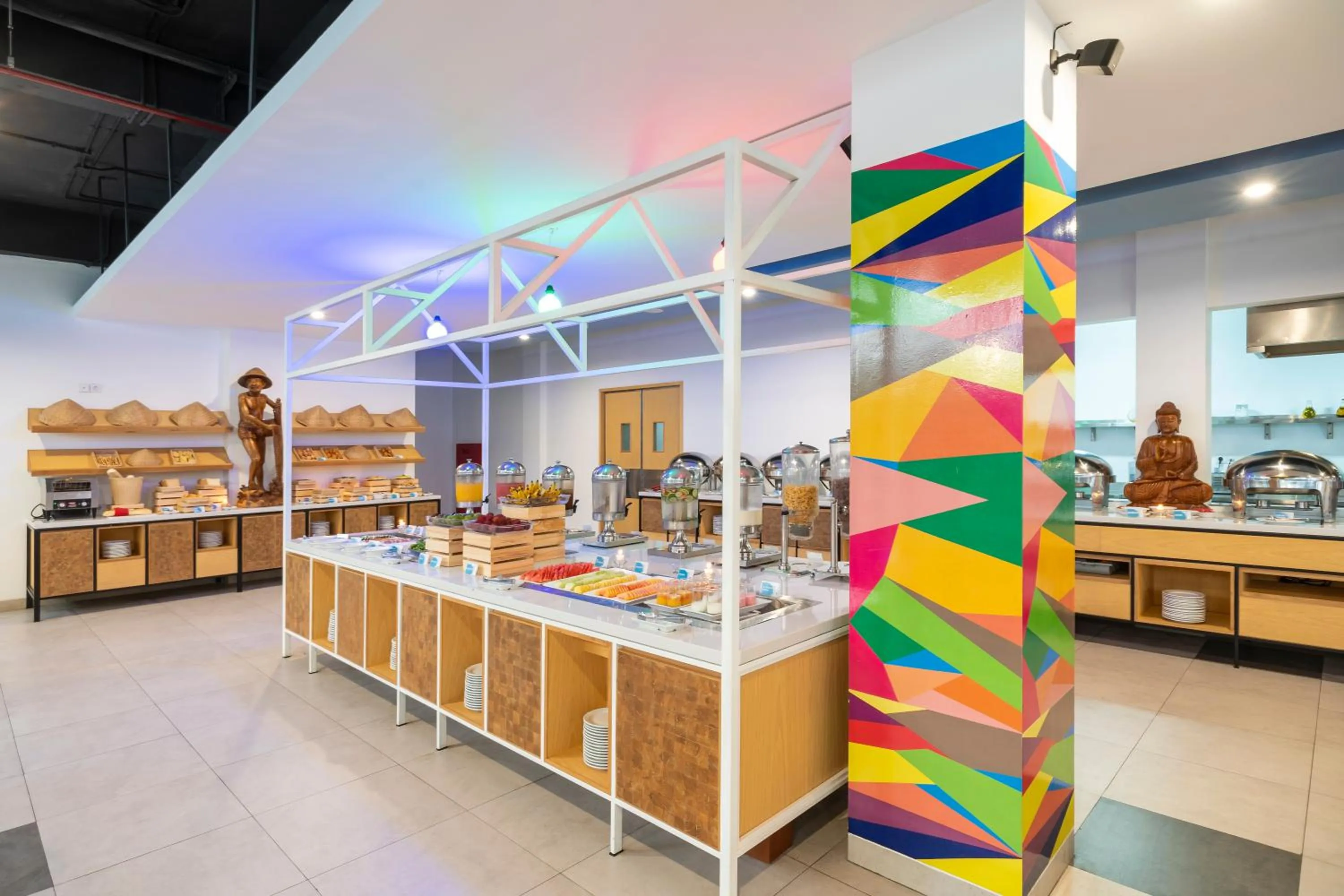 Restaurant/places to eat in Kuta Beach Club Hotel