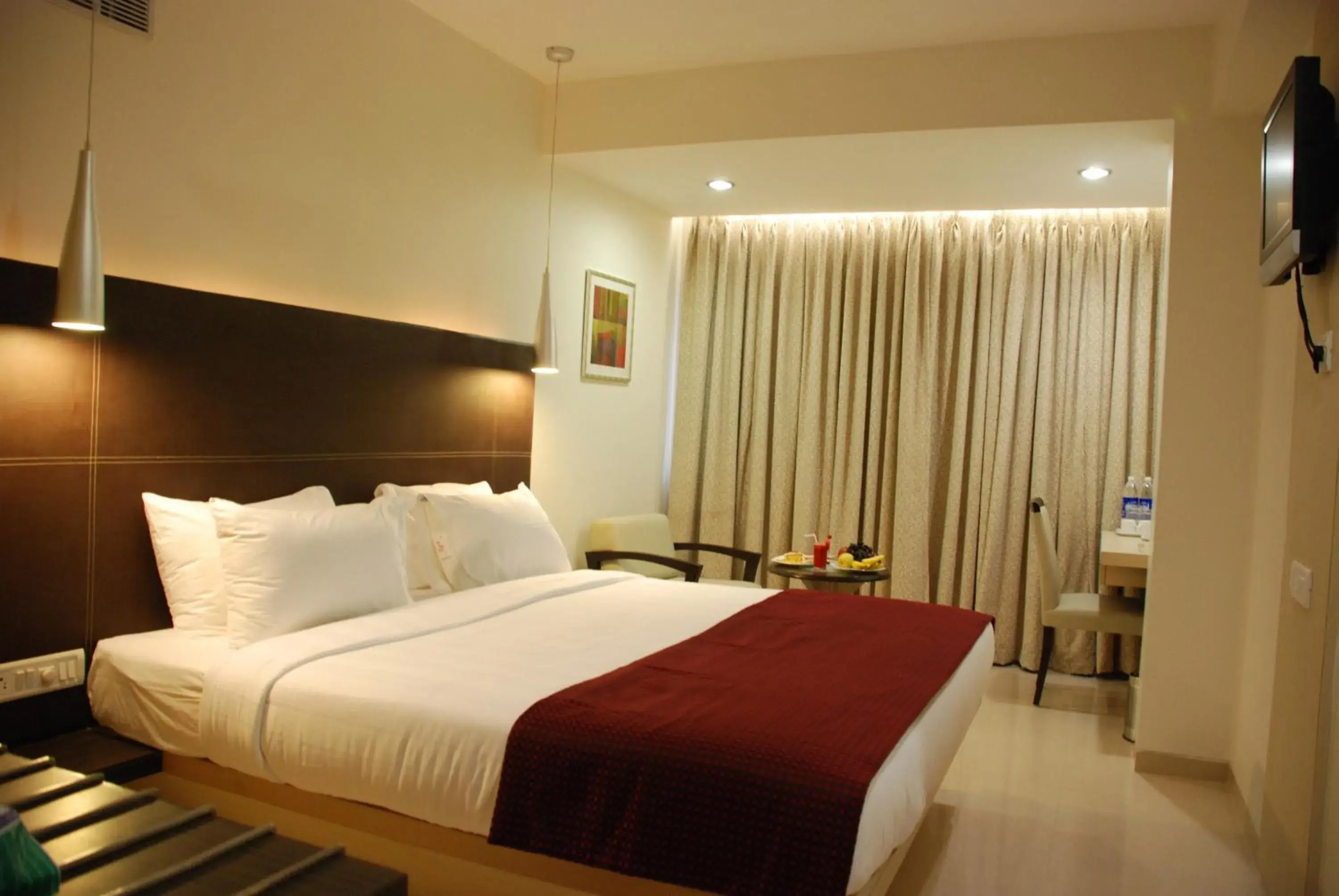 Photo of the whole room, Bed in The Oriental Residency Photo of the whole room, Bed in The Oriental Residency