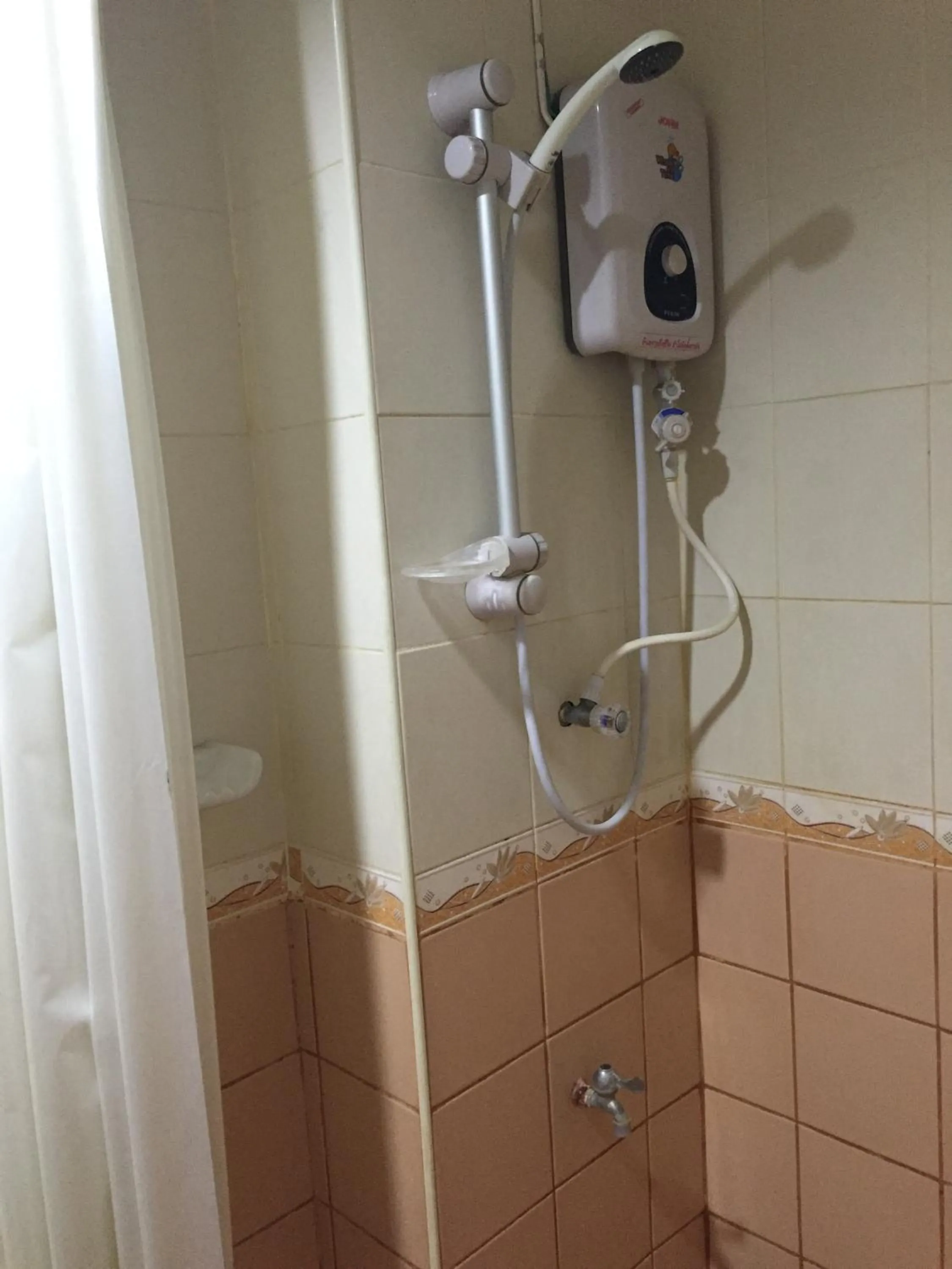 Shower in MD House