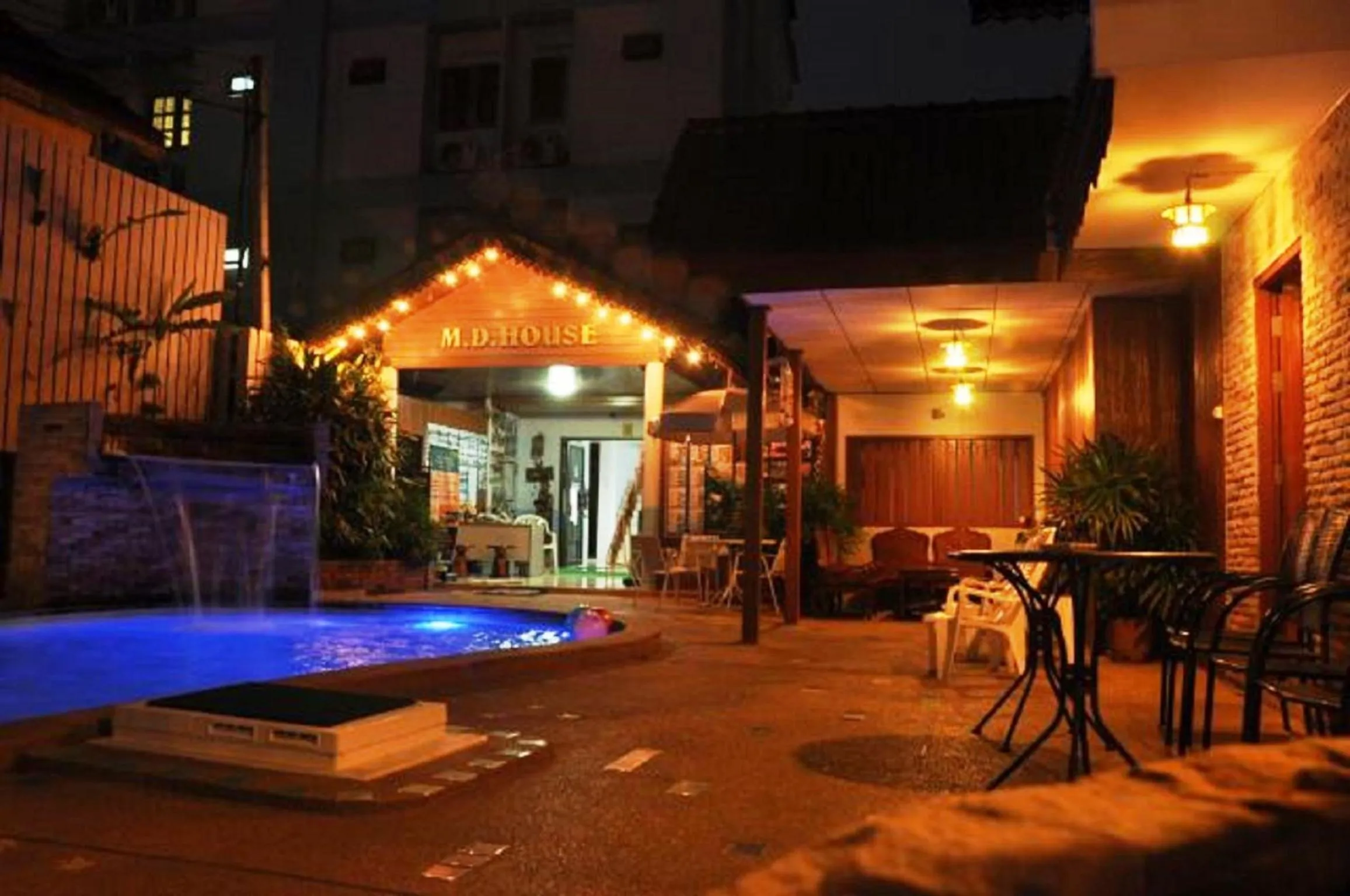 Facade/entrance in MD House