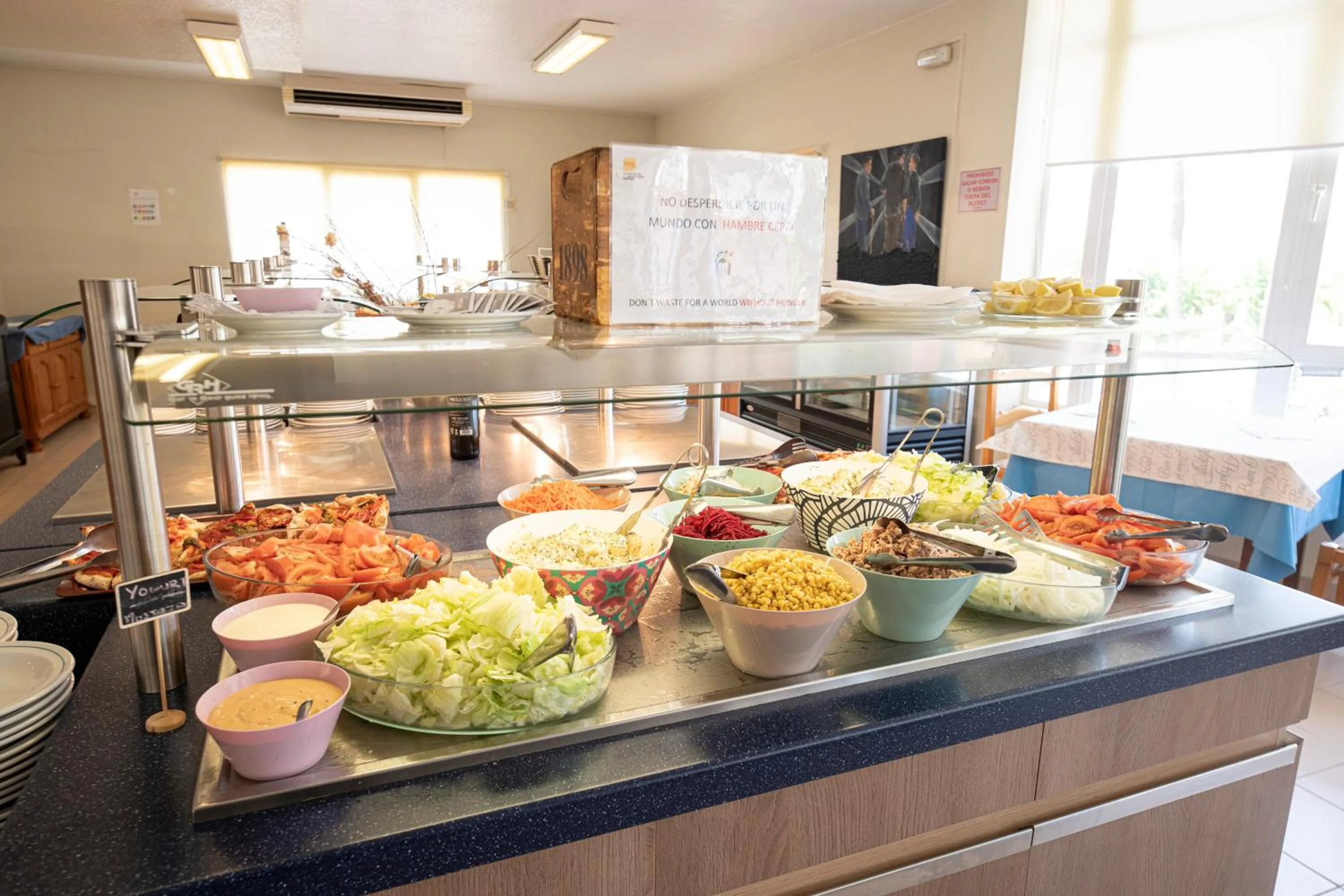 Food and drinks in Destinos De Sol Los Alcazares - Montepío Minería