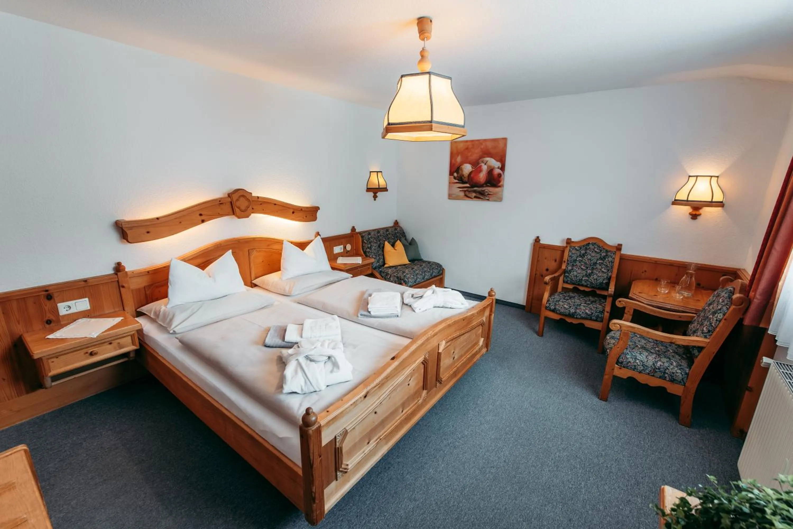 Photo of the whole room, Bed in Wander- und Wellnesshotel Kanzler