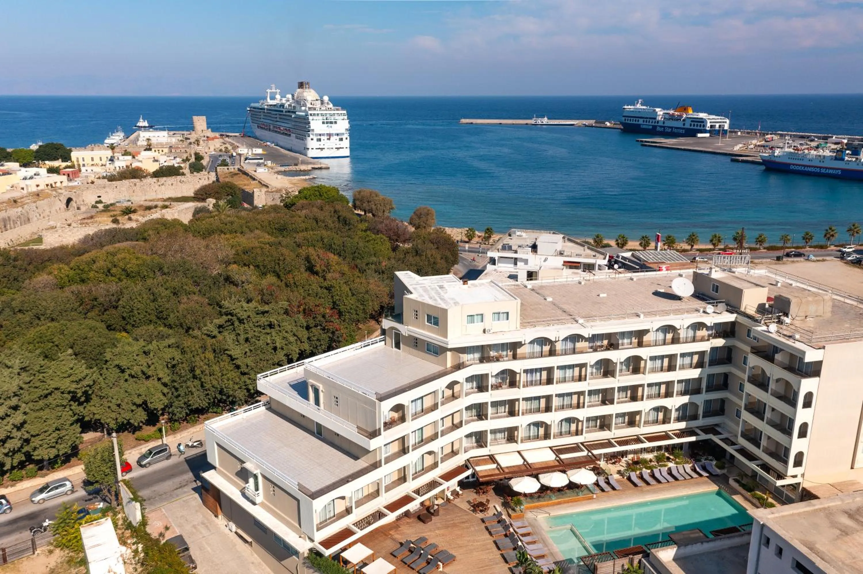 Property building in Athineon Hotel