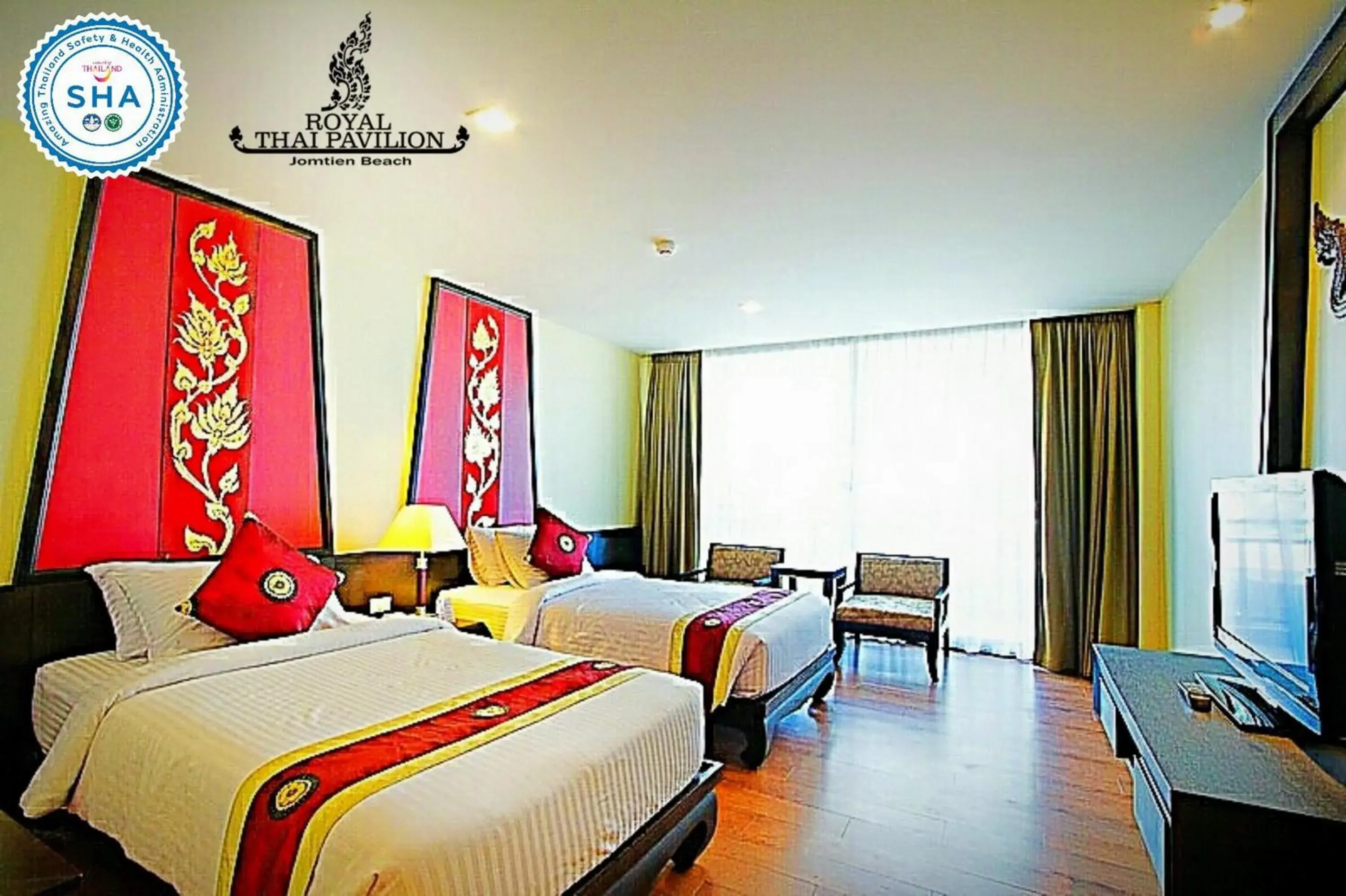 Bed in Royal Thai Pavilion Jomtien Hotel Bed in Royal Thai Pavilion Jomtien Hotel