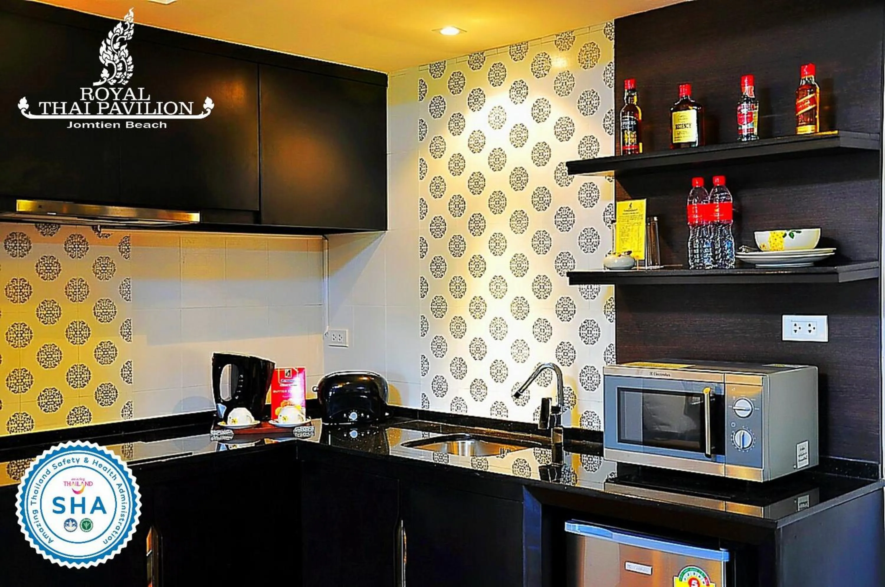 minibar in Royal Thai Pavilion Jomtien Hotel