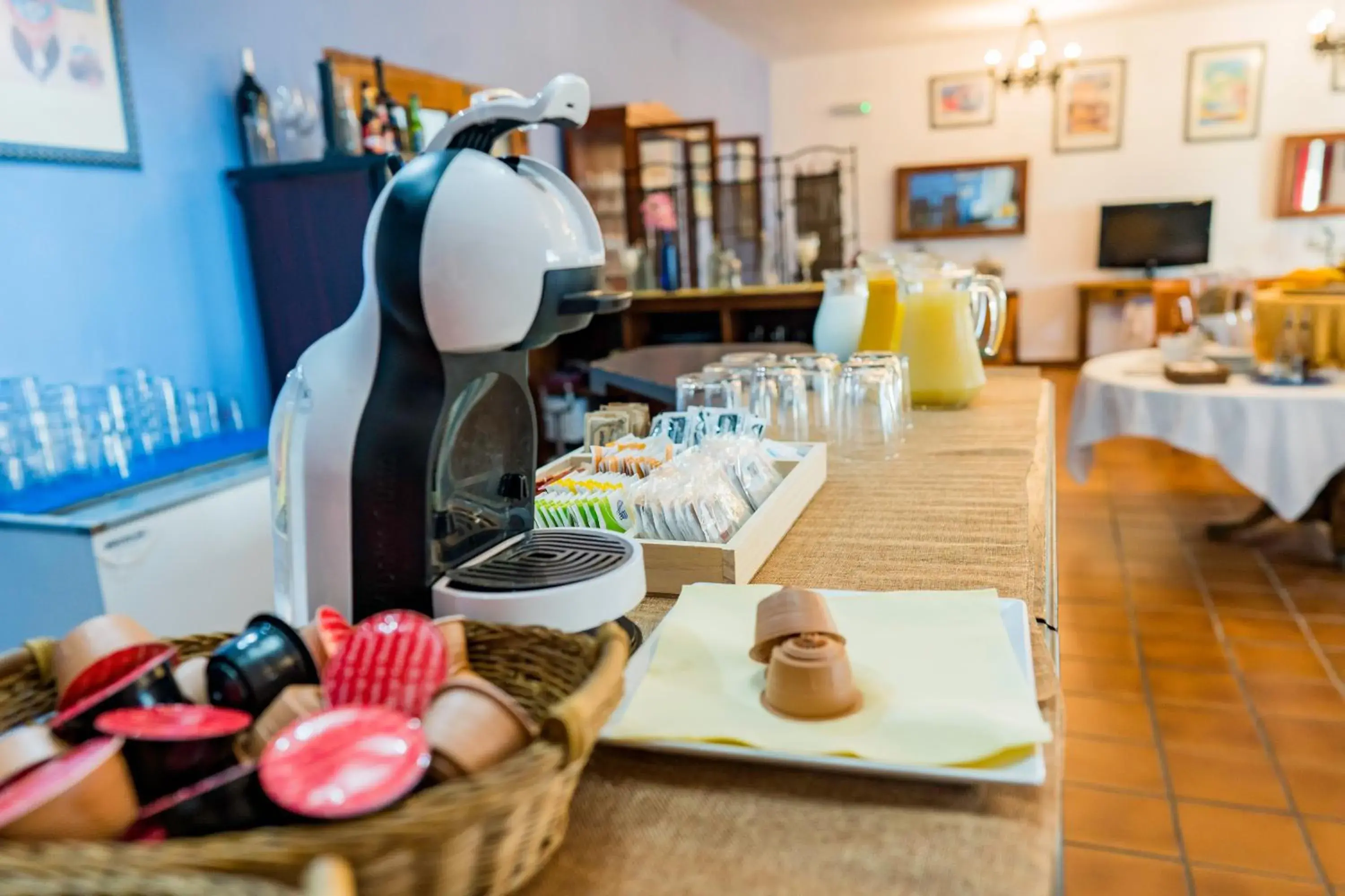 Food and drinks in Complejo Los Veneros Food and drinks in Complejo Los Veneros