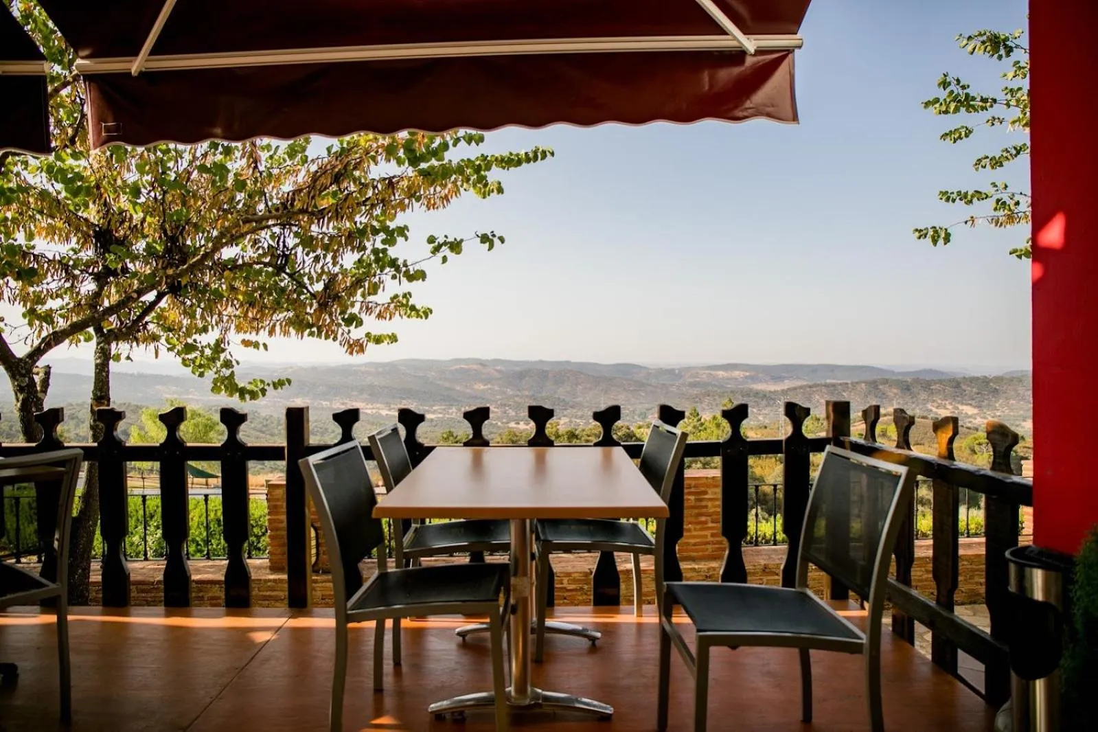 Restaurant/places to eat in Complejo Los Veneros