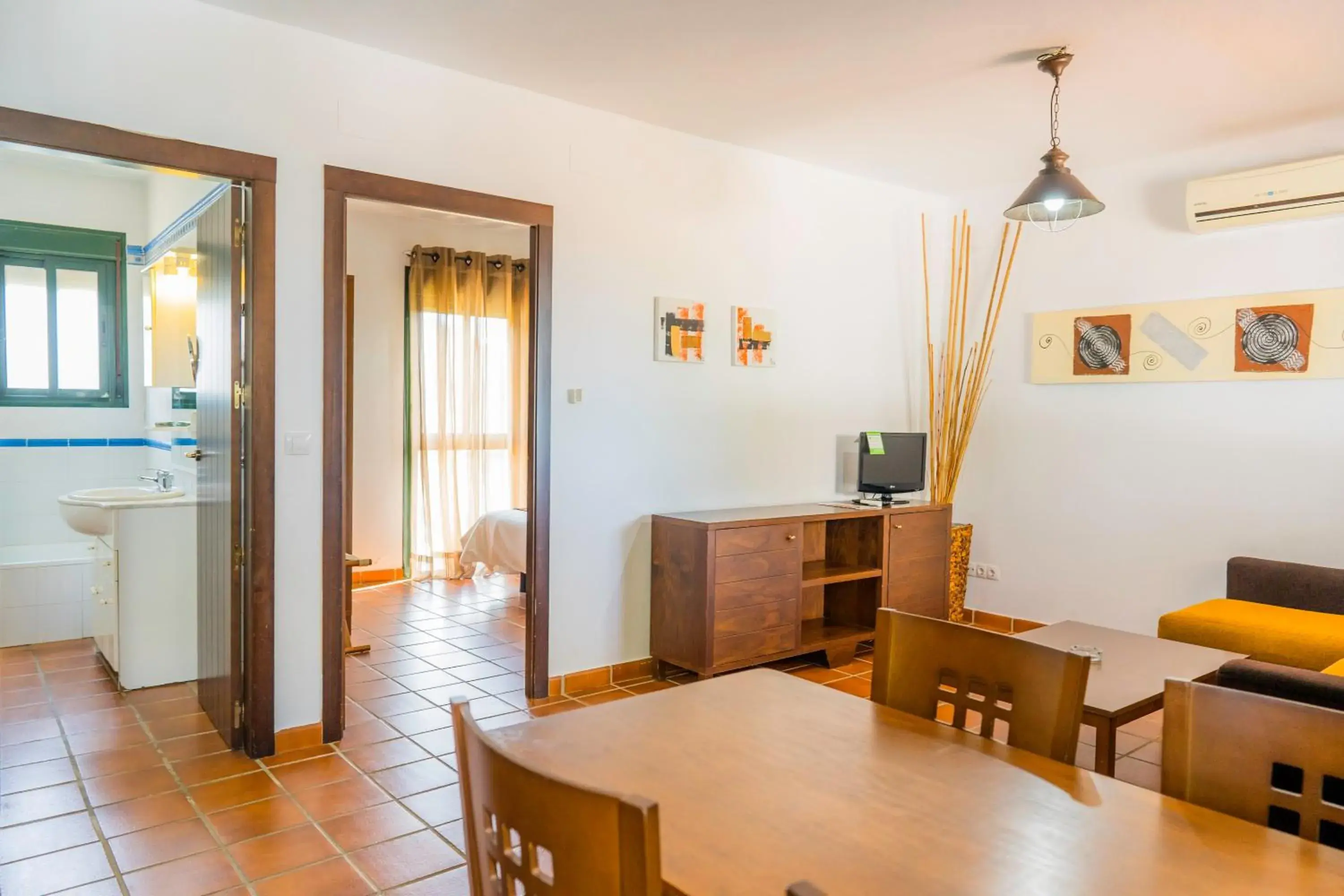 Photo of the whole room in Complejo Los Veneros Photo of the whole room in Complejo Los Veneros