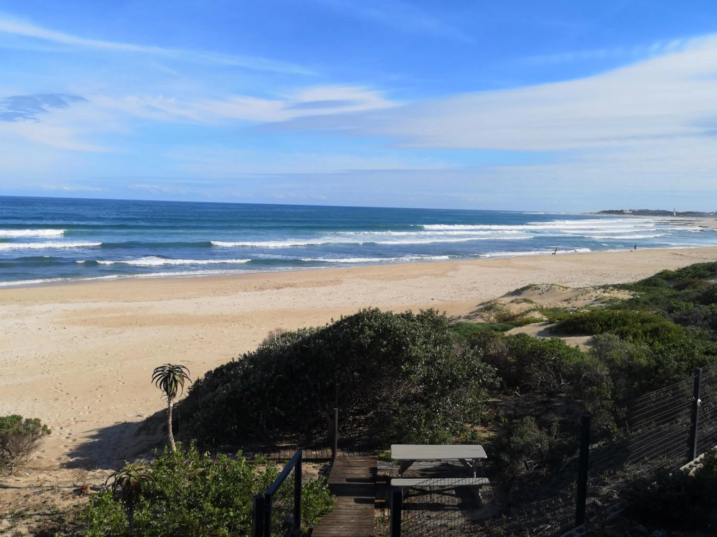 Beach in On the Beach Guesthouse Jeffreys Bay