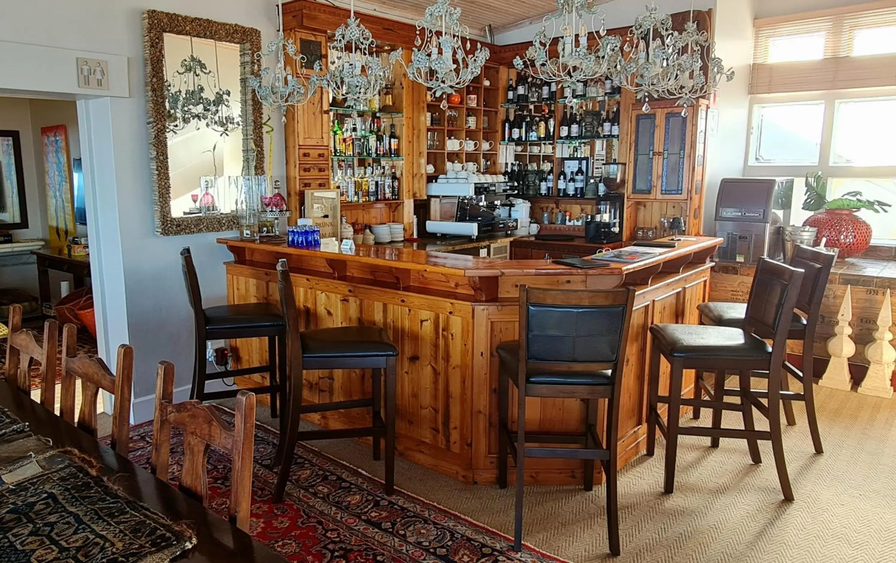 Lounge or bar in On the Beach Guesthouse Jeffreys Bay Lounge or bar in On the Beach Guesthouse Jeffreys Bay