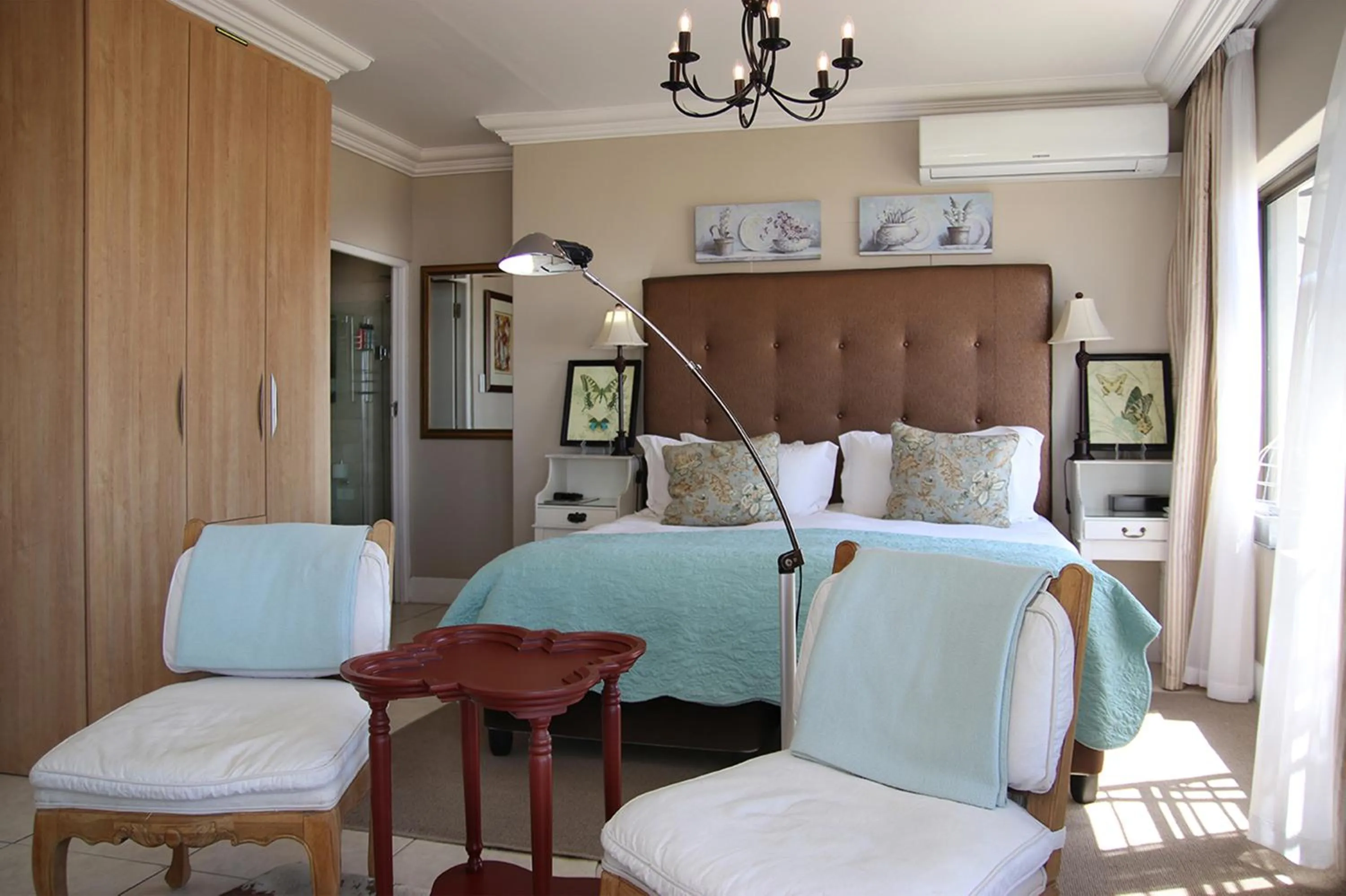 Bathroom, Bed in On the Beach Guesthouse Jeffreys Bay