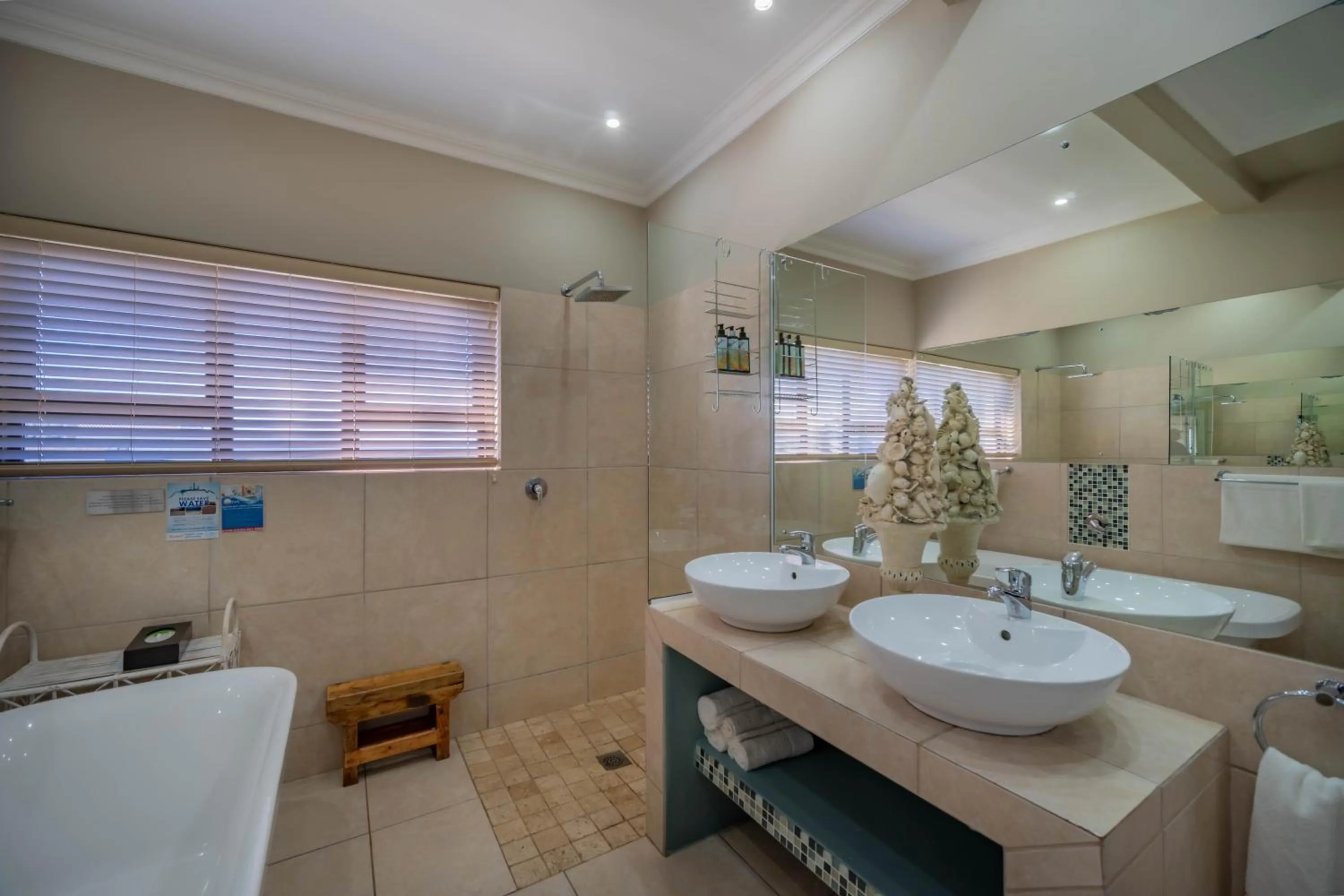 Bathroom in On the Beach Guesthouse Jeffreys Bay