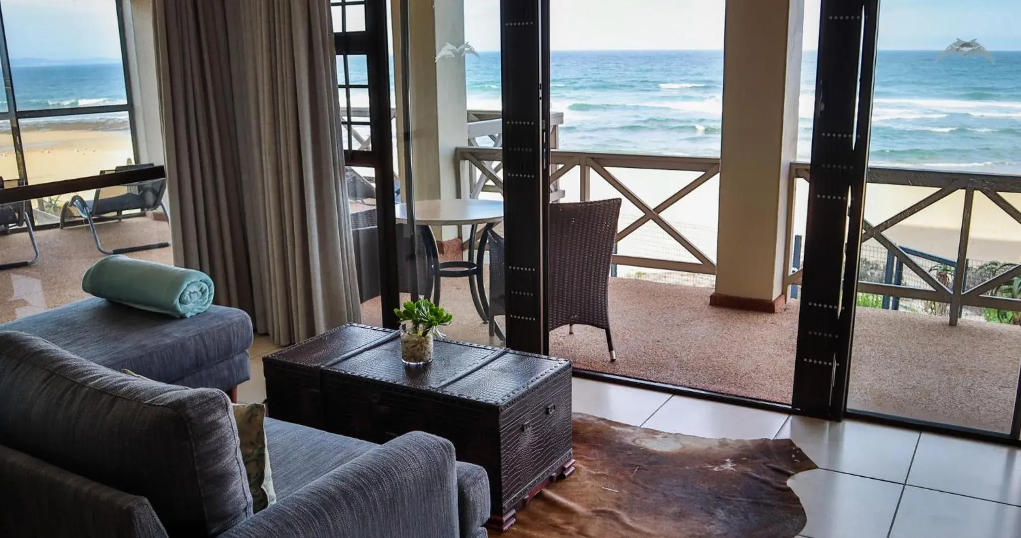 Deluxe Double or Twin Room in On the Beach Guesthouse Jeffreys Bay Deluxe Double or Twin Room in On the Beach Guesthouse Jeffreys Bay