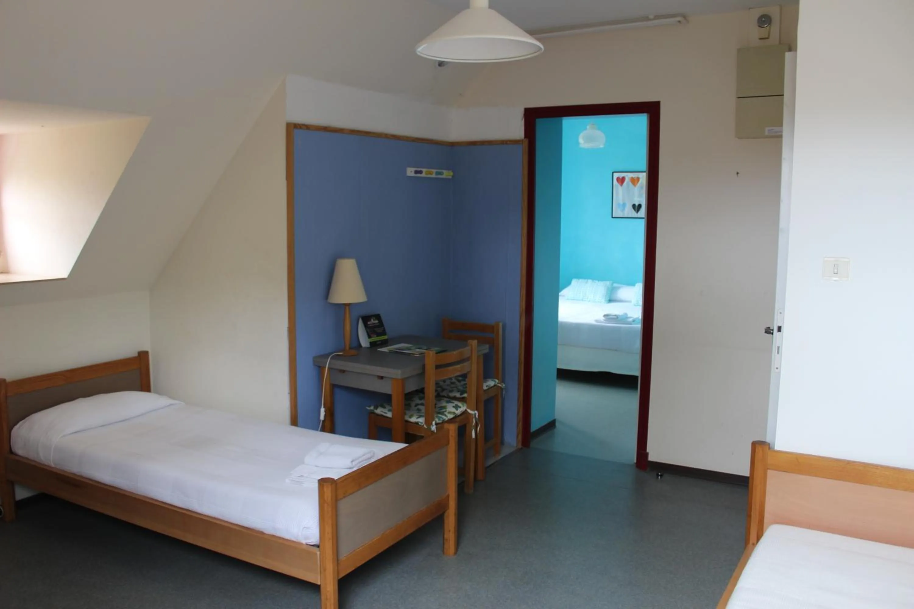 Photo of the whole room, Bed in Domaine du Rougier