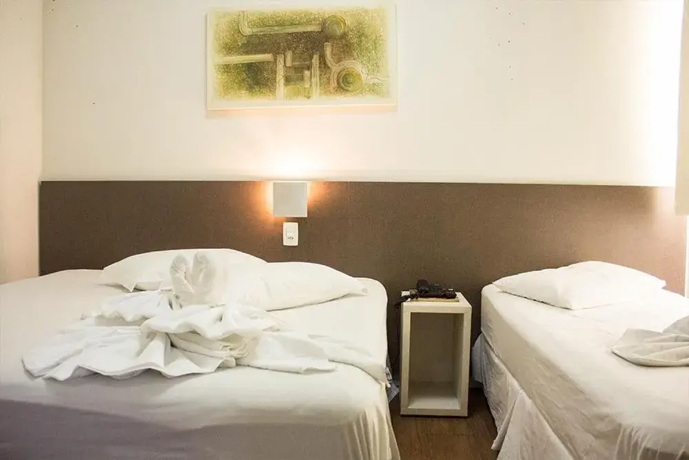 Deluxe Triple Room in Excellence Comfort Hotel Deluxe Triple Room in Excellence Comfort Hotel