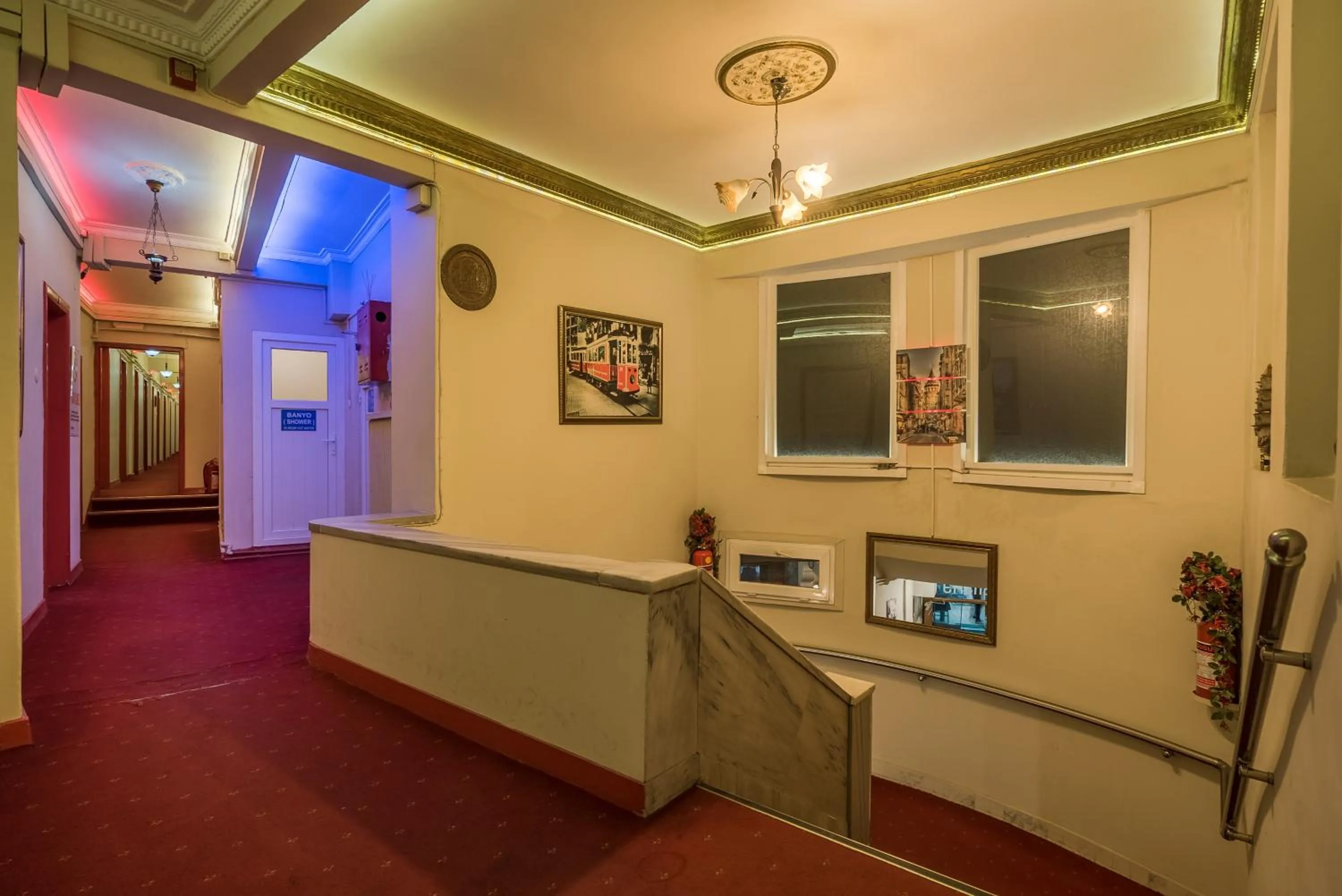 Night in Erenler HoTeL & HosTeL