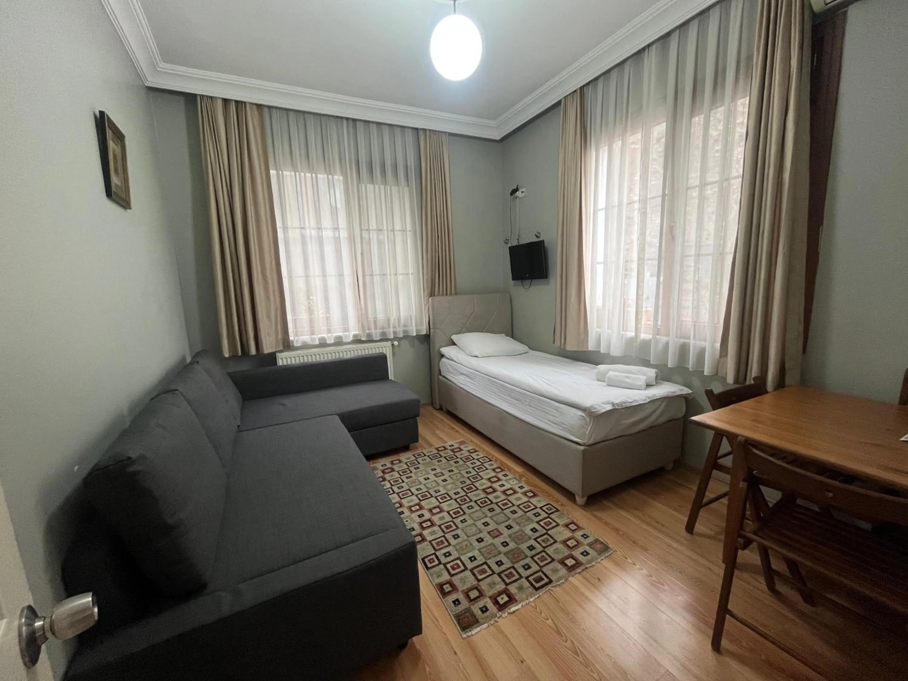 Topkapi Apartments