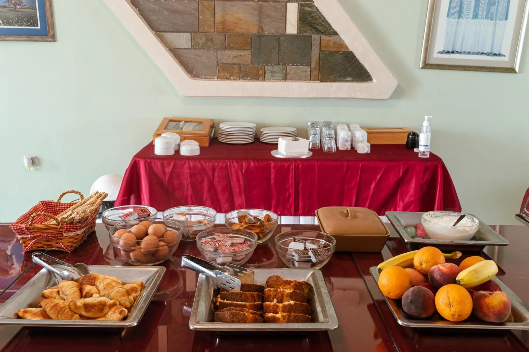 Breakfast in Mistral