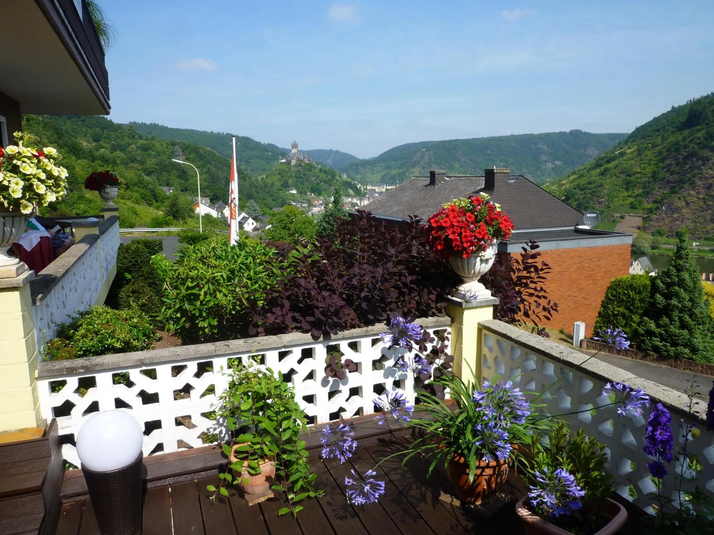 Street view in Apartment Happy Mosel