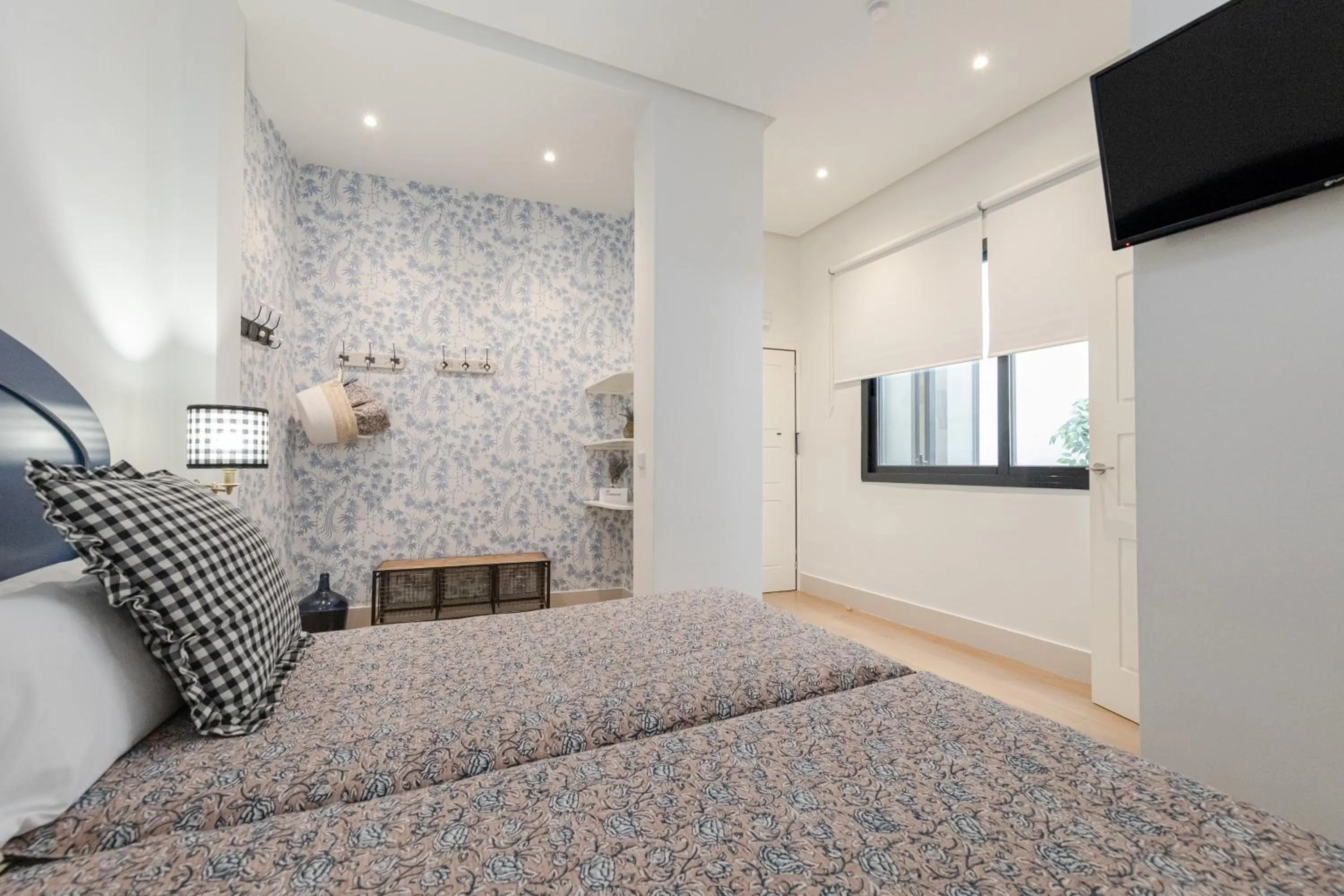 Photo of the whole room, Bed in nüa cicerone