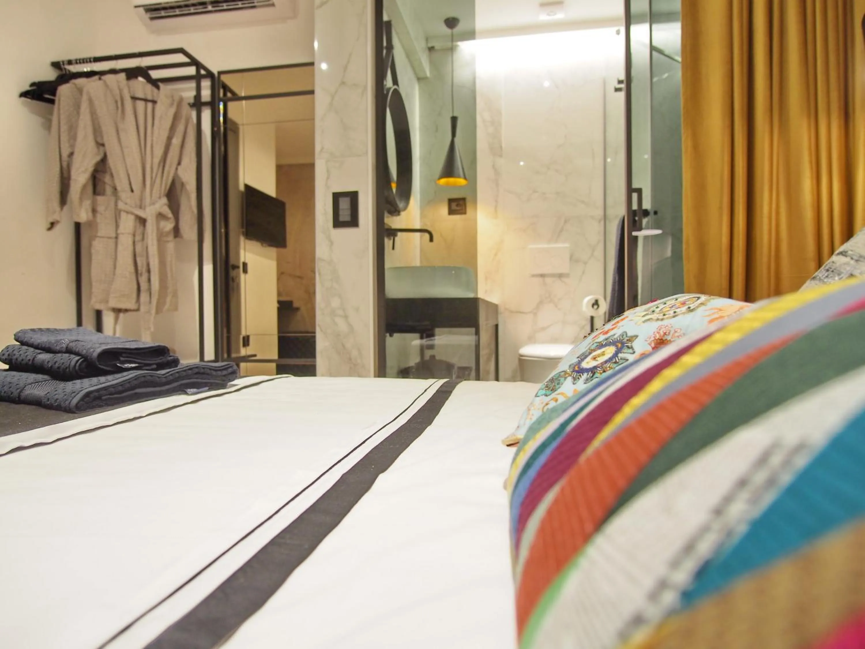 Bed in La Vita e Bella II