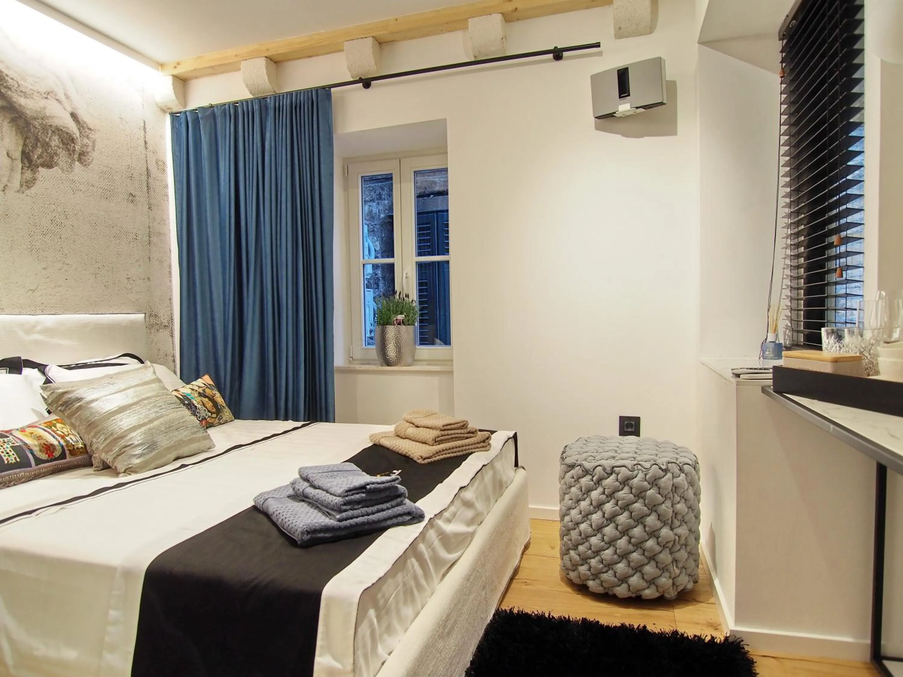 Bed in La Vita e Bella II