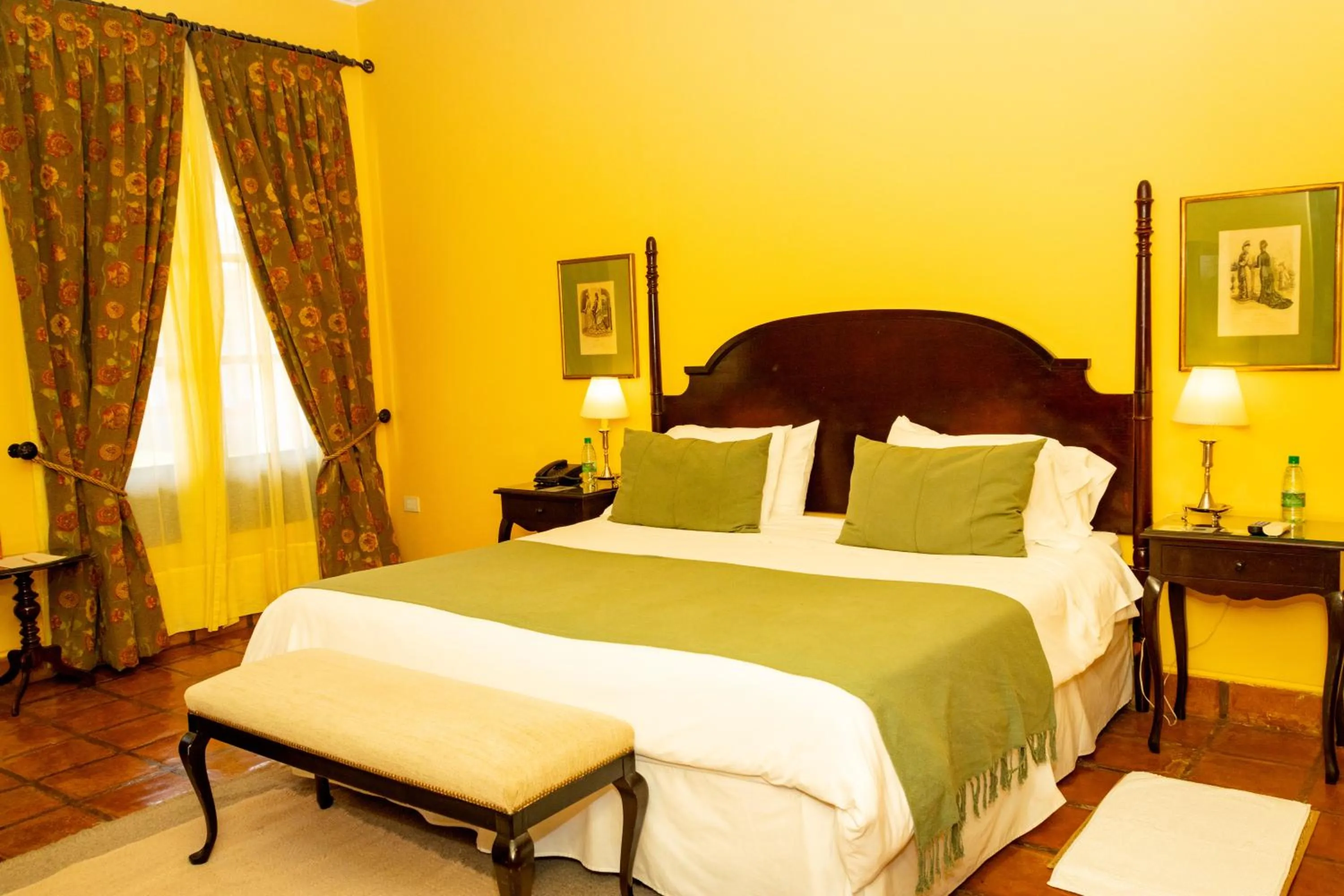 Bed in Patios de Cafayate - Wine Hotel & Restaurant