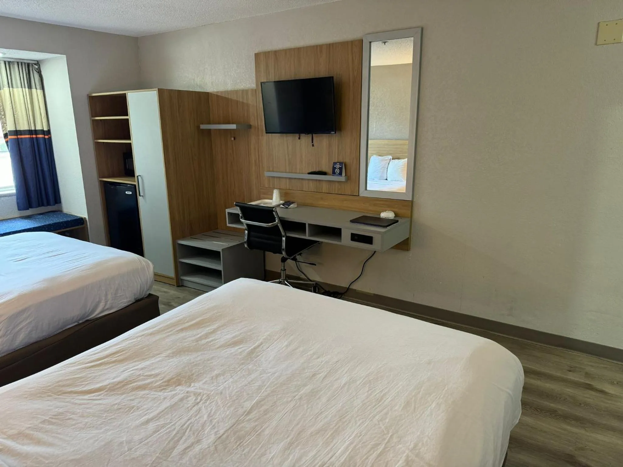 Bed in Microtel Inn by Wyndham Winston-Salem