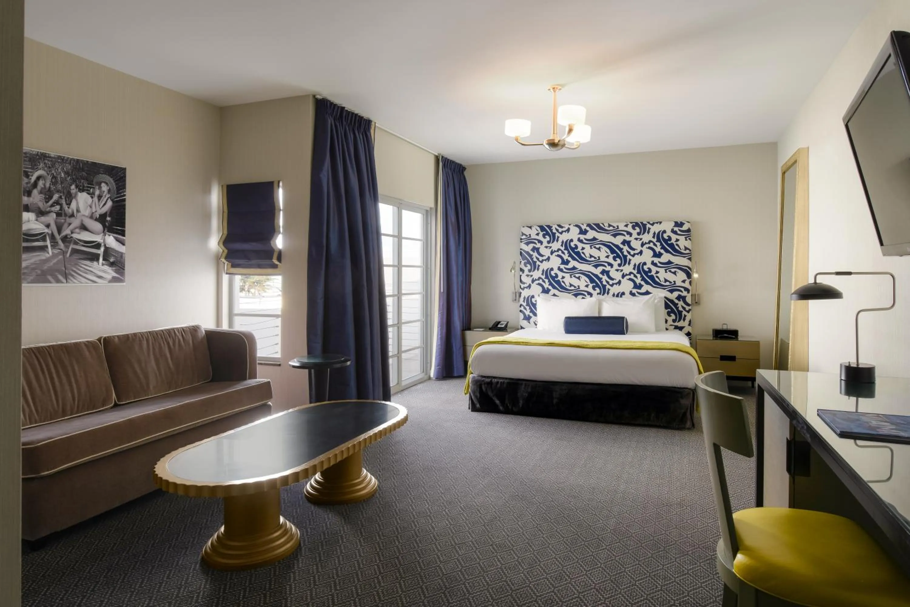 Bed in Hotel Breakwater South Beach