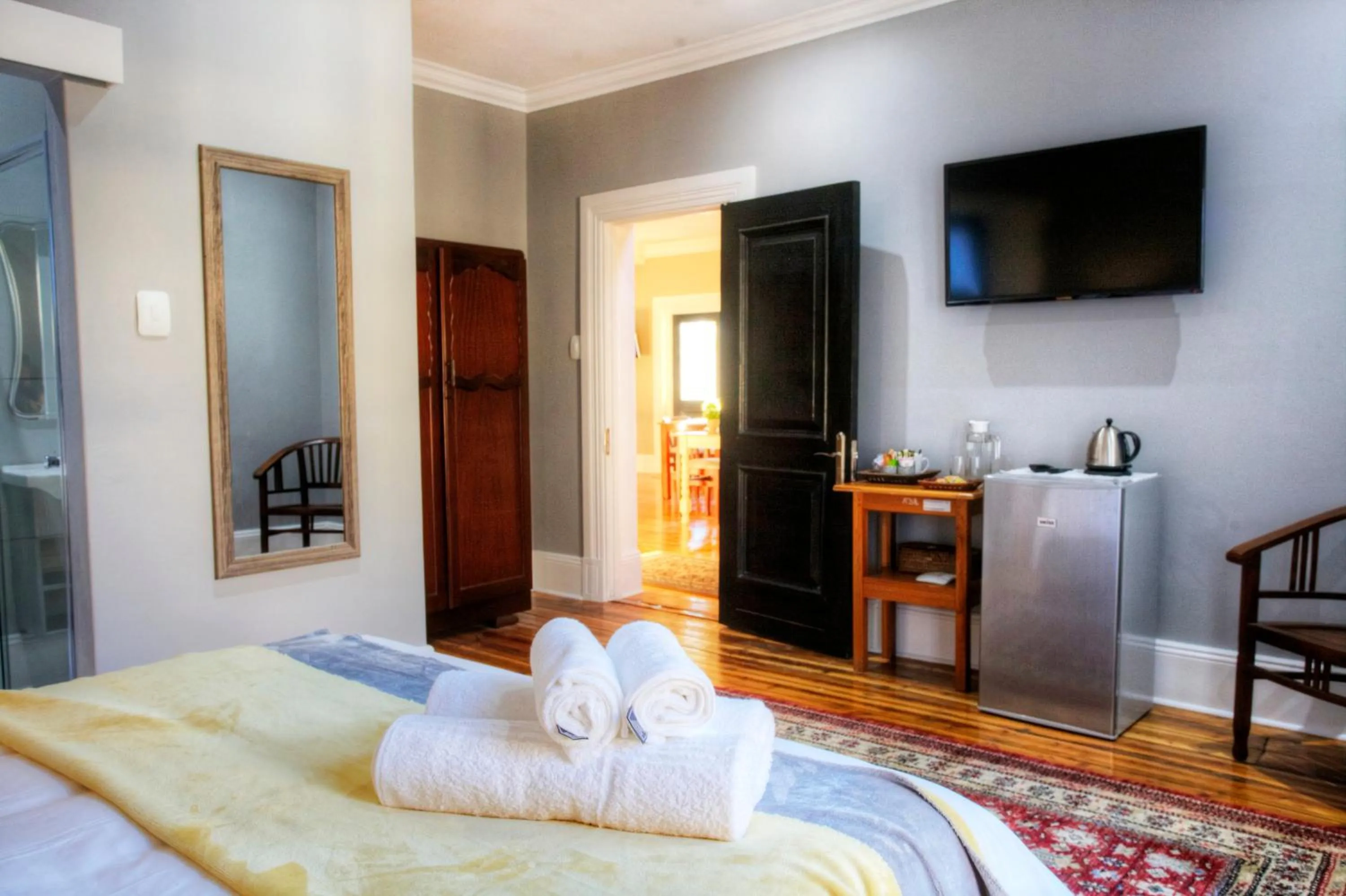 TV and multimedia, Bed in 23 On Glen Guest House