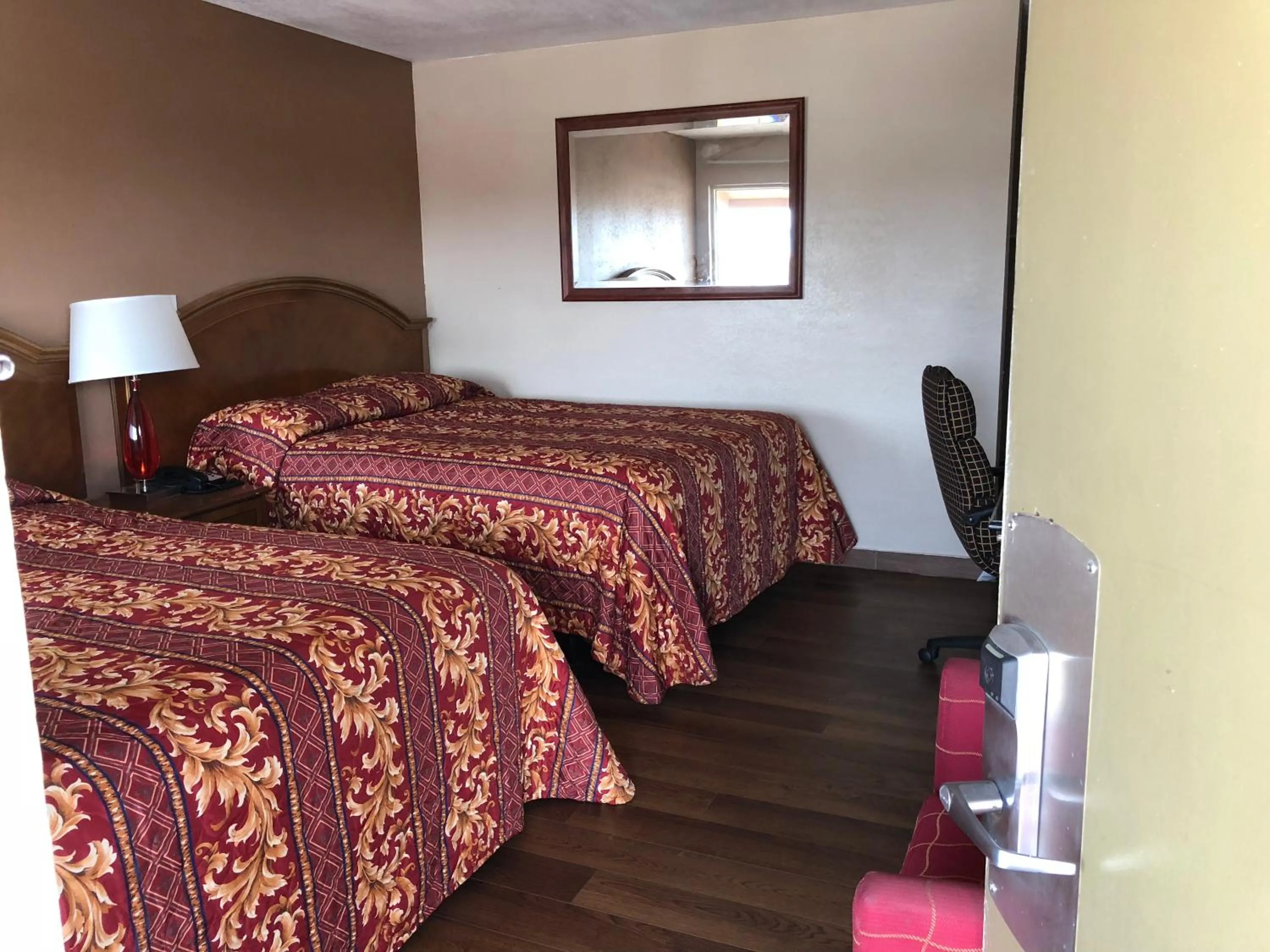 Bedroom, Bed in Buckboard Motel