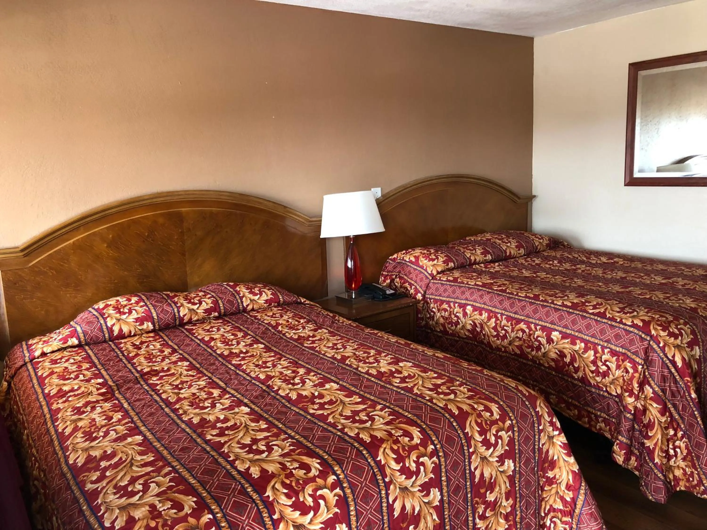 Bedroom, Bed in Buckboard Motel