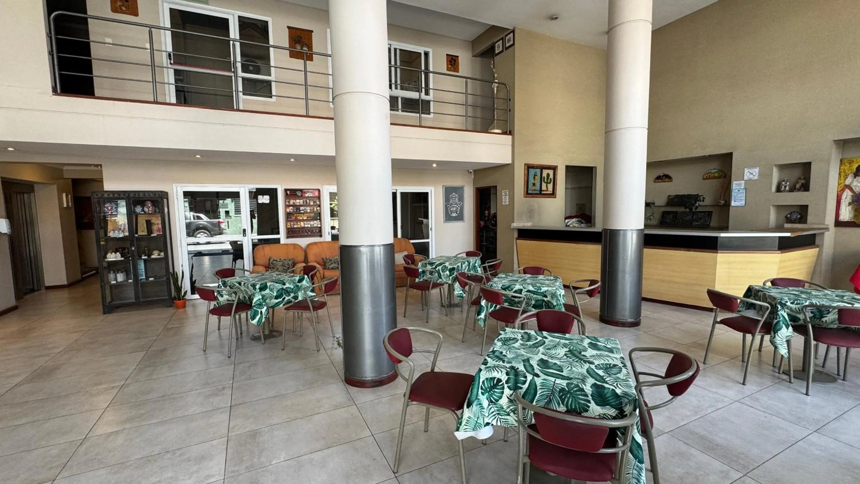 Dining area in Wilson Hotel
