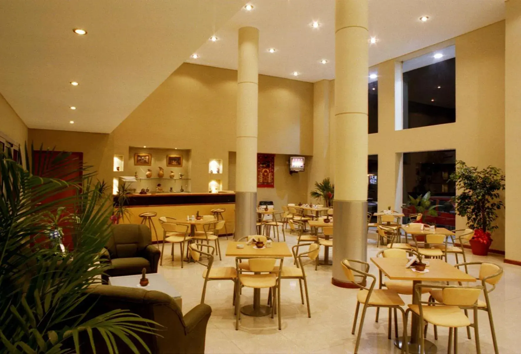 Restaurant/places to eat in Wilson Hotel Restaurant/places to eat in Wilson Hotel