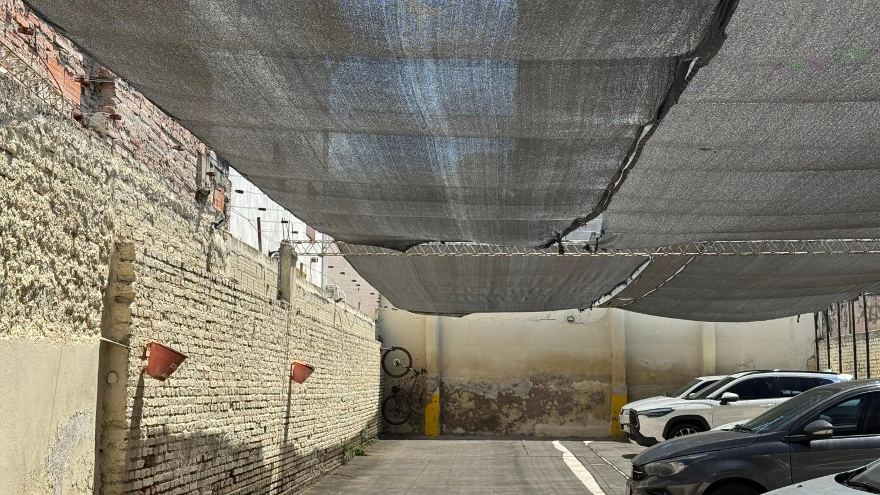 Parking in Wilson Hotel