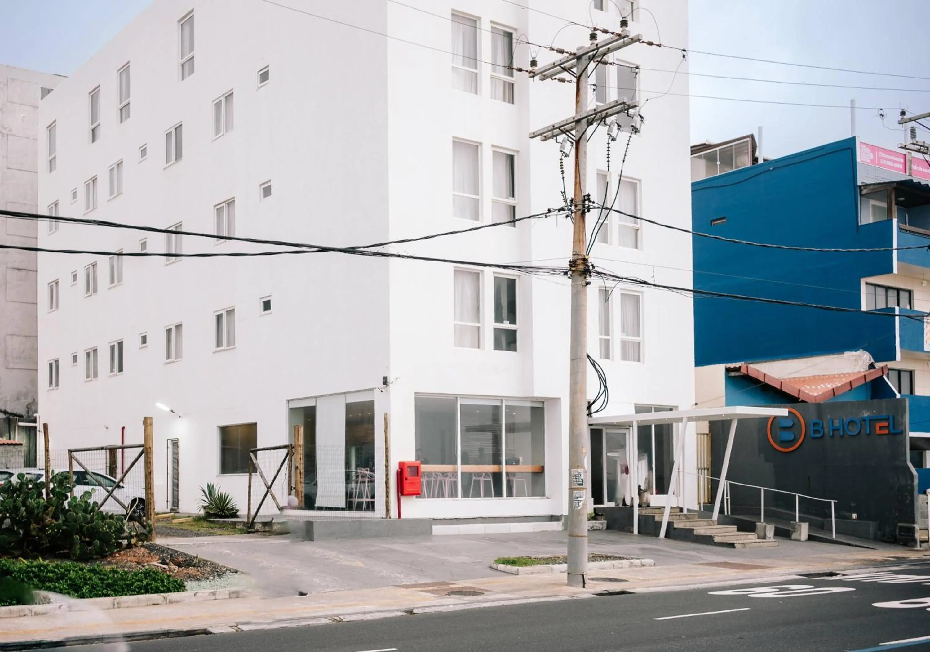 Property building in B Hotel Salvador