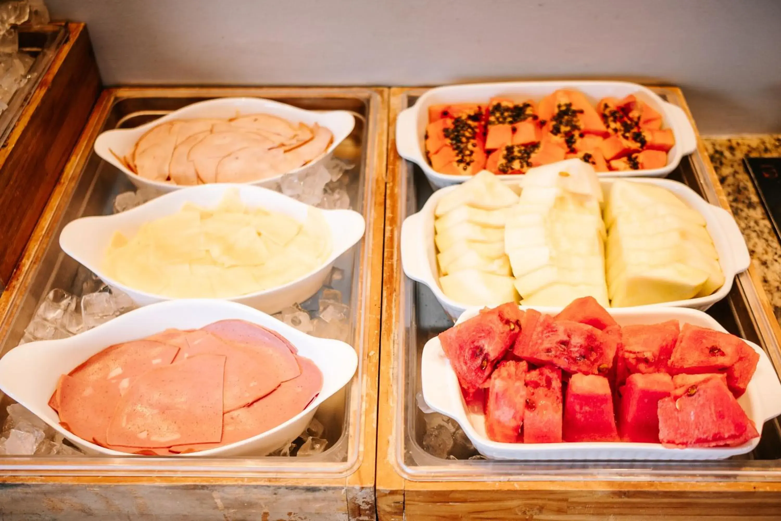 Breakfast in B Hotel Salvador Breakfast in B Hotel Salvador