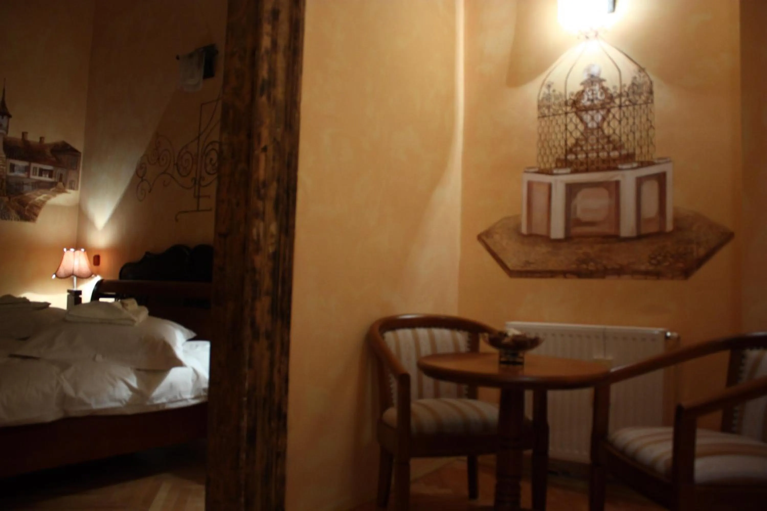 Seating area, Bed in Casa Albert Boutique & Restaurant