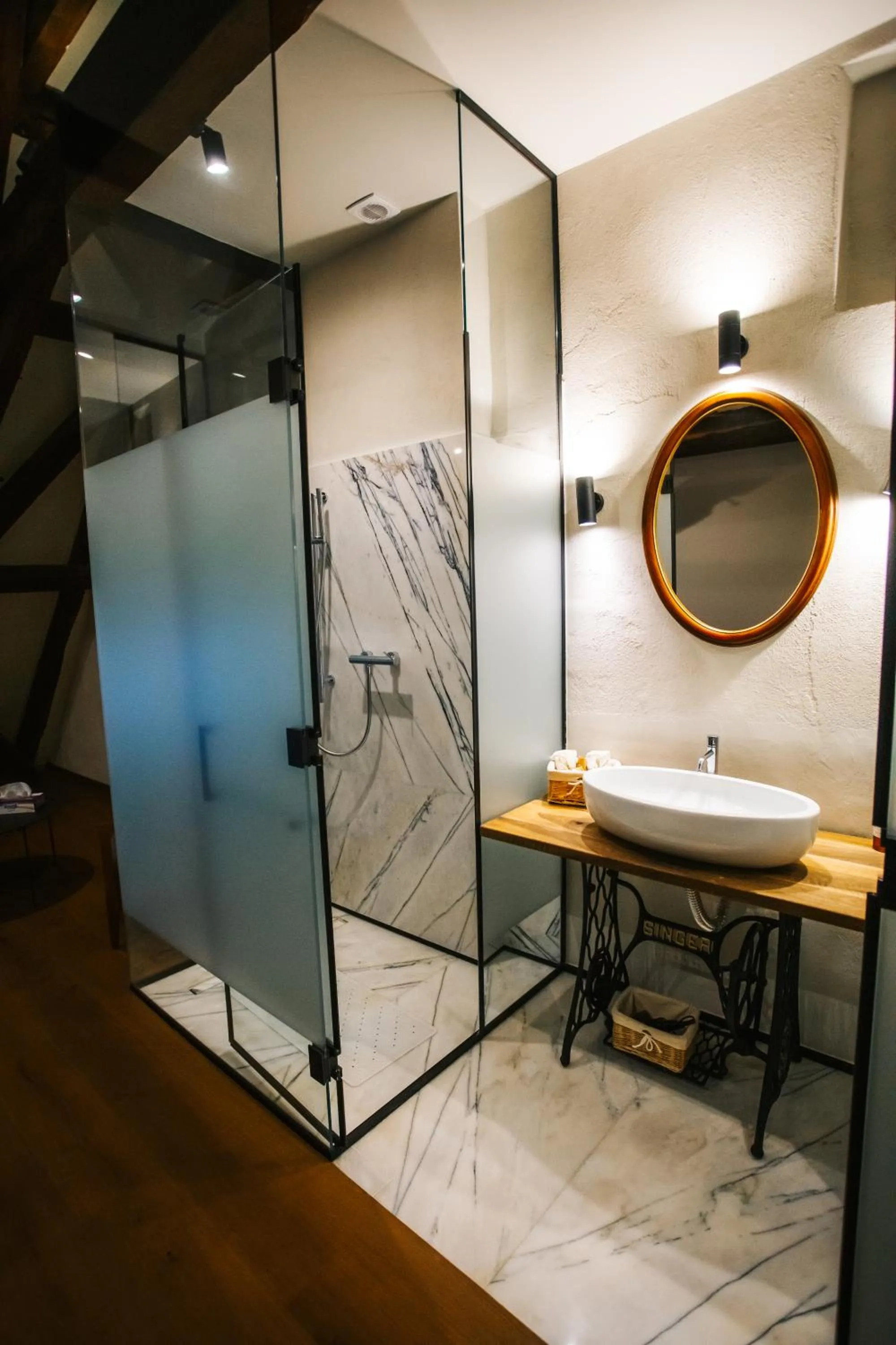 Bathroom in Casa Albert Boutique & Restaurant