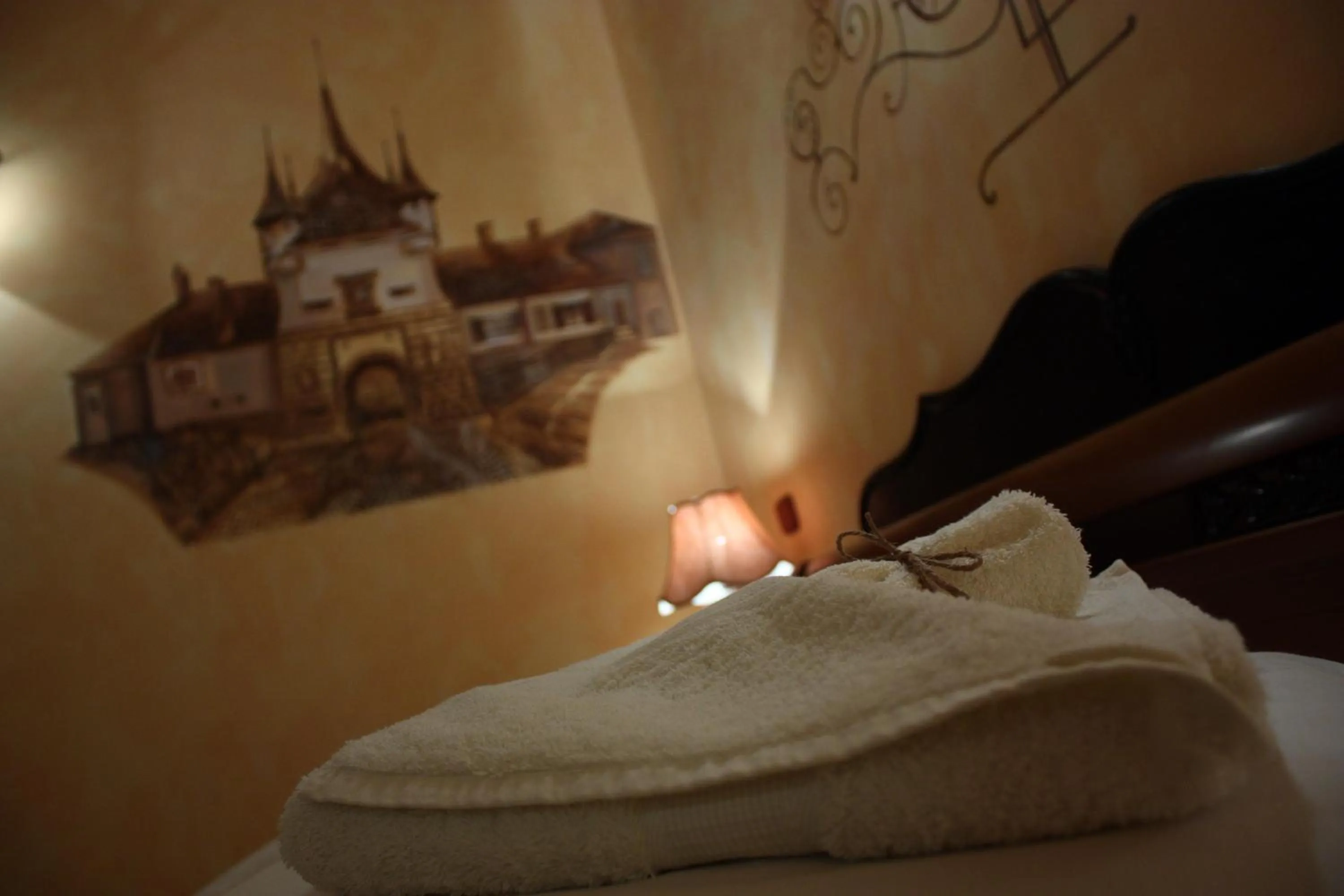 Decorative detail, Bed in Casa Albert Boutique & Restaurant