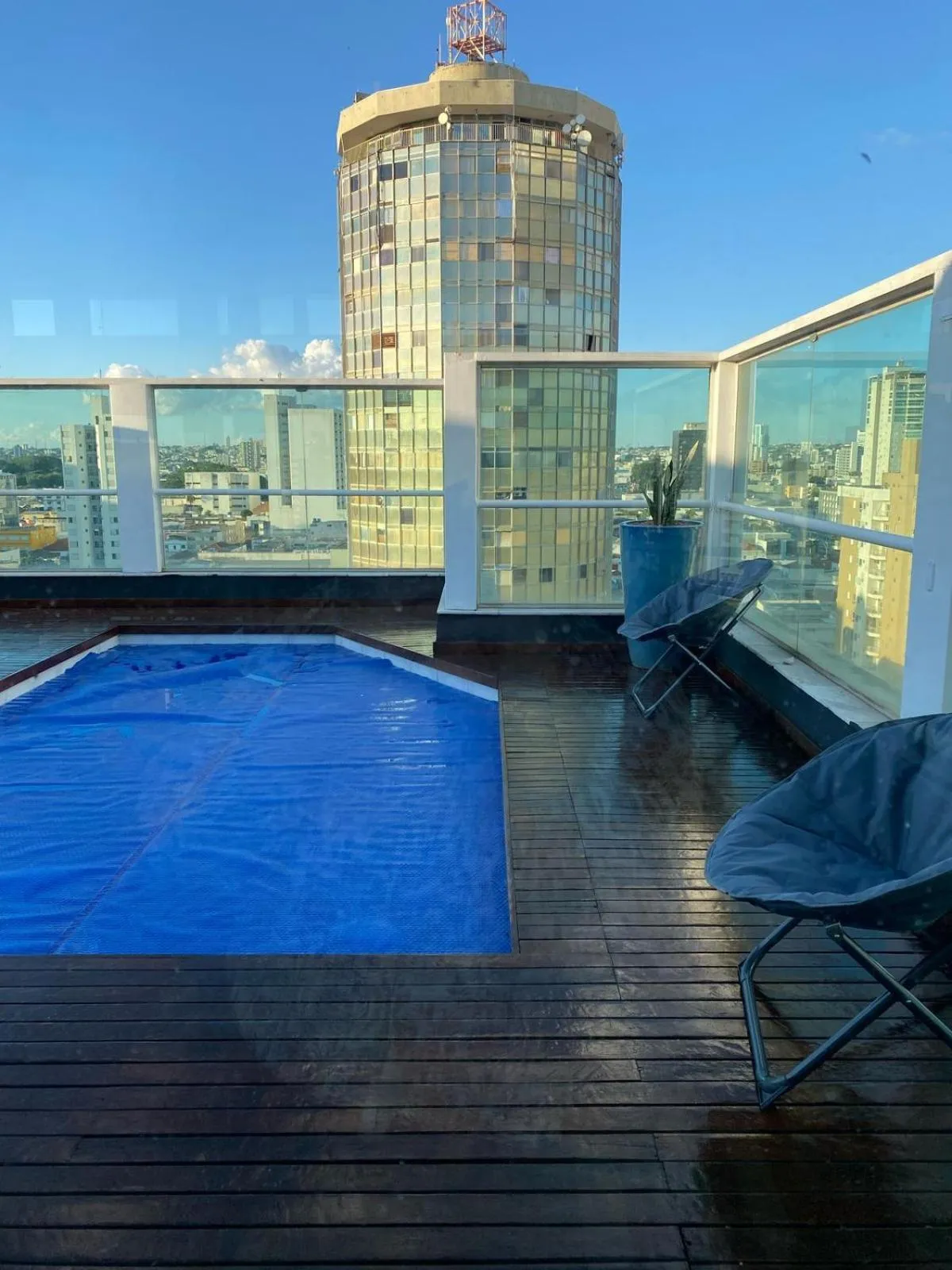 Swimming pool in B&B HOTEL Uberlândia