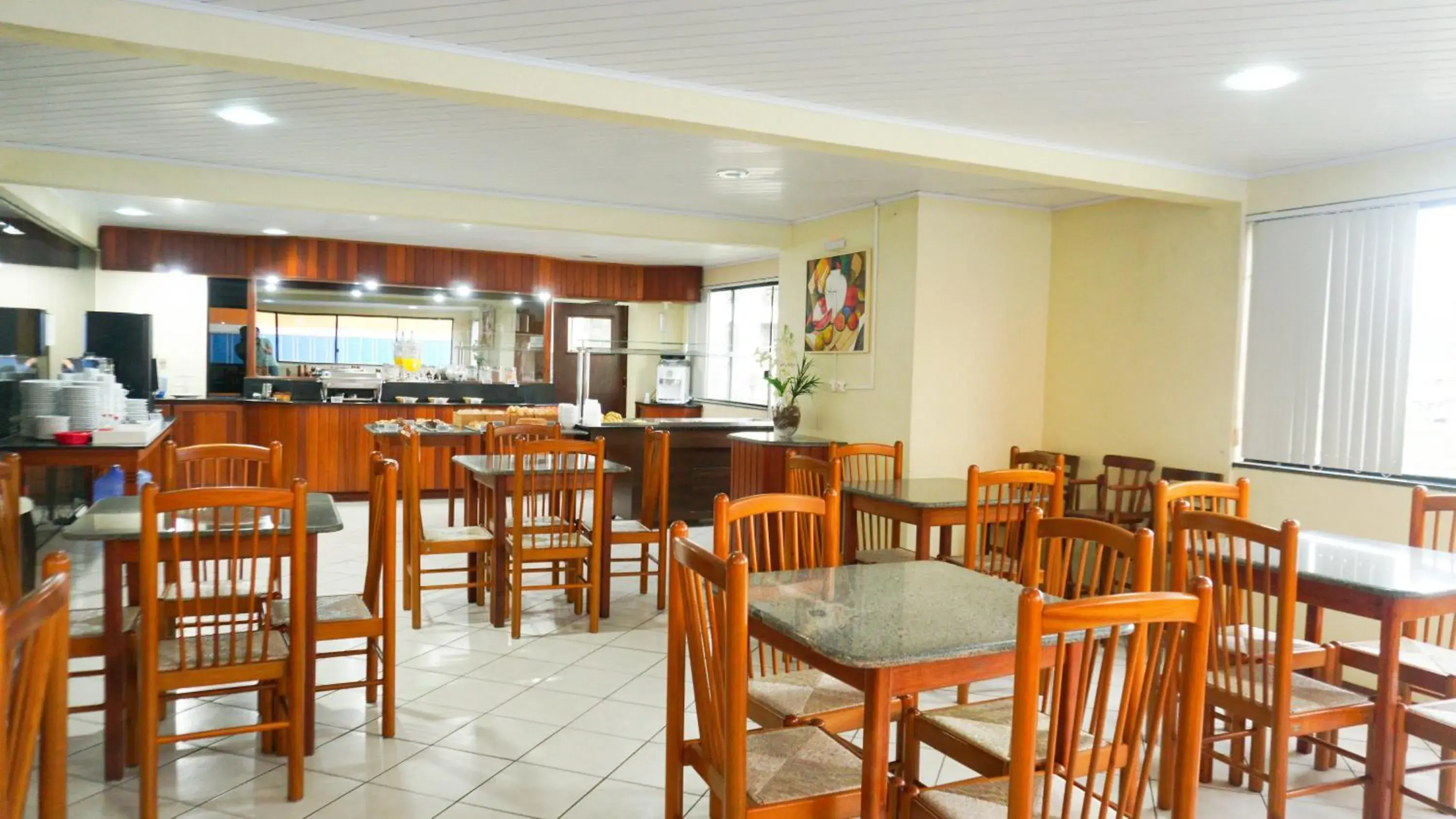 Restaurant/places to eat in HANNA San Diego Apart Hotel Restaurant/places to eat in HANNA San Diego Apart Hotel