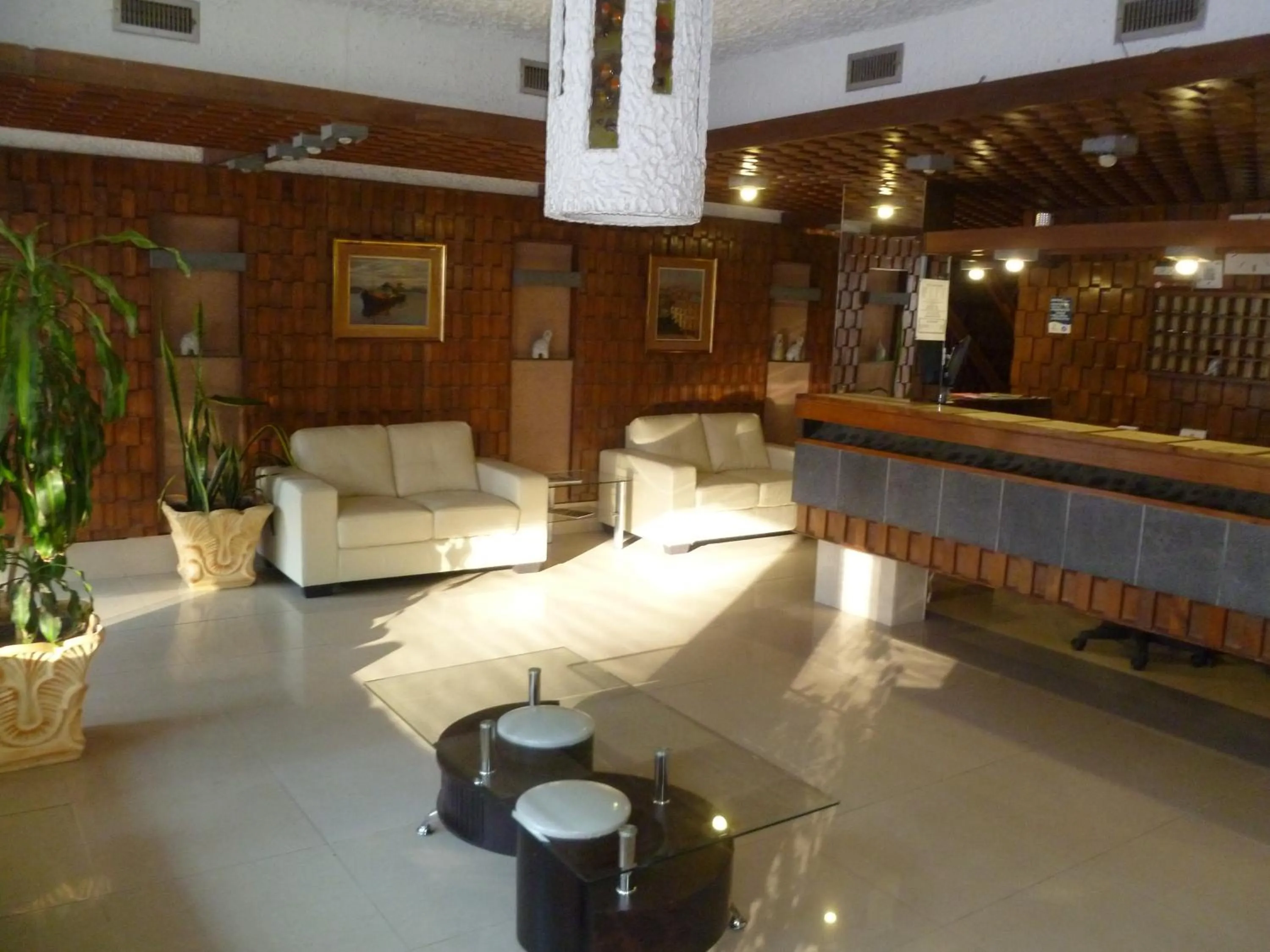 Lobby or reception in Punta del Este Shelton Hotel
