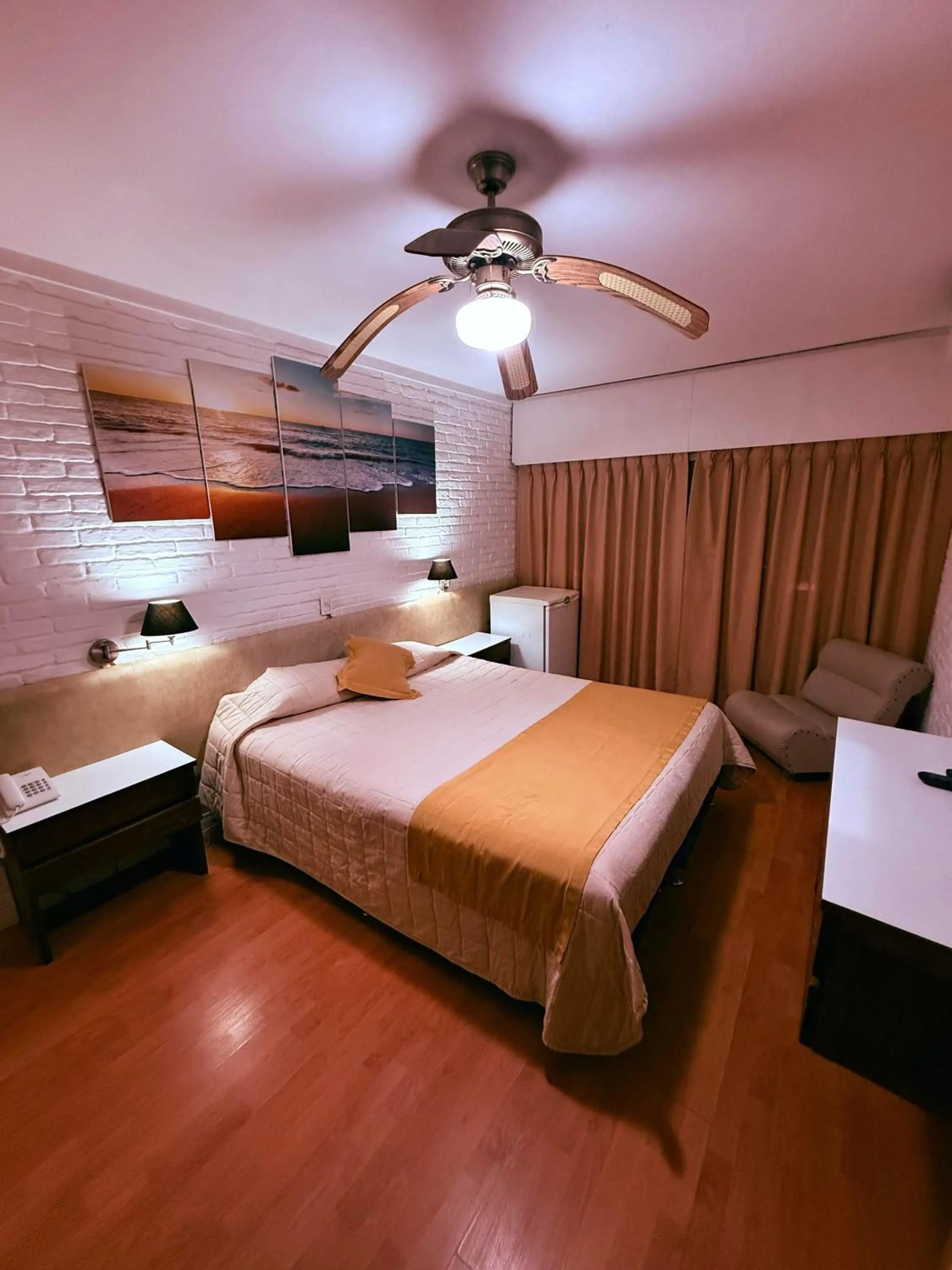 Bed in Punta del Este Shelton Hotel