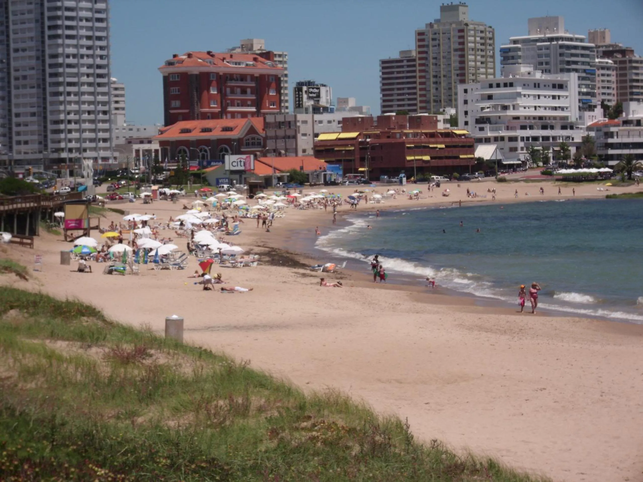 Beach in Punta del Este Shelton Hotel