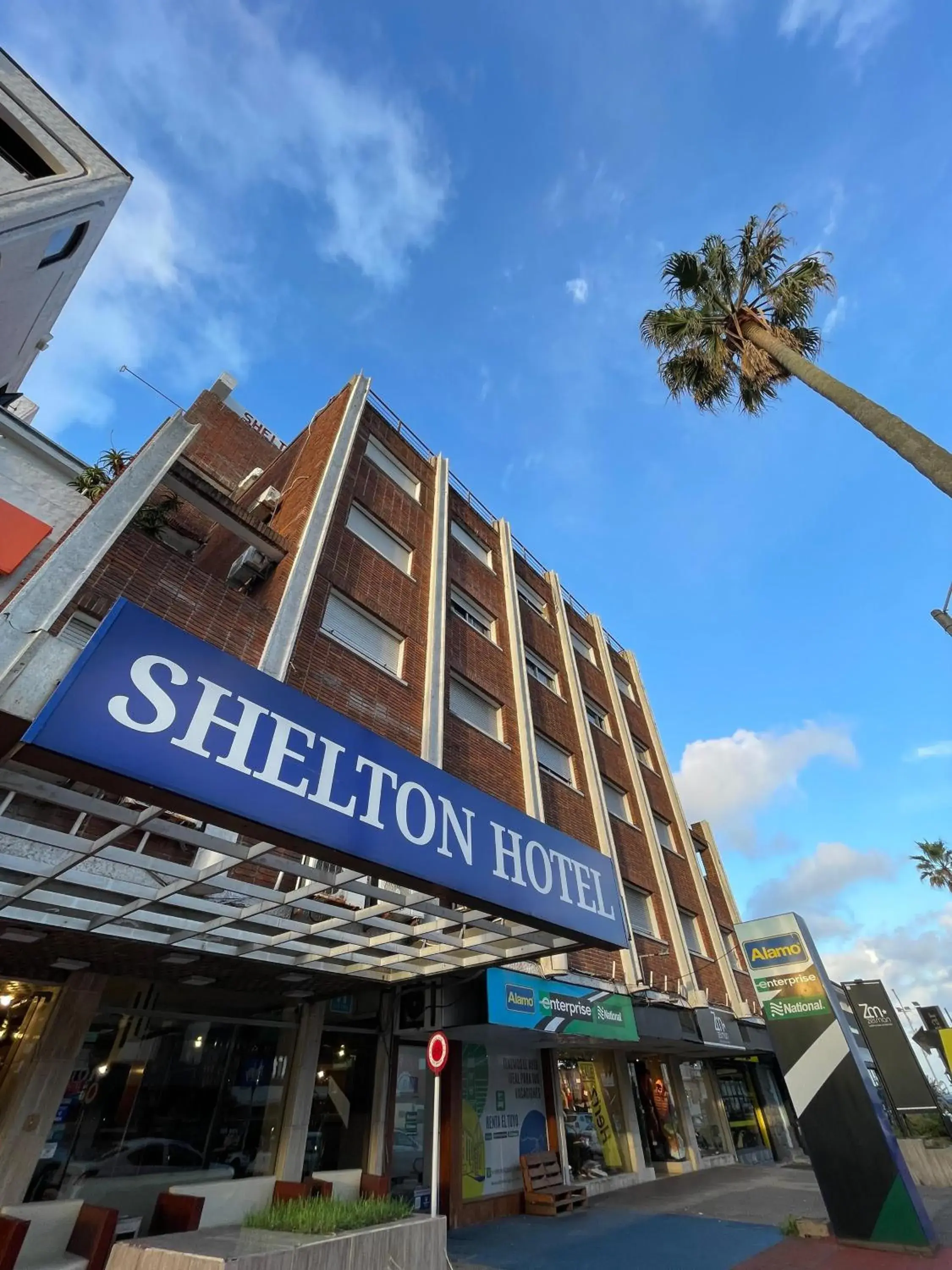 Property building in Punta del Este Shelton Hotel Property building in Punta del Este Shelton Hotel